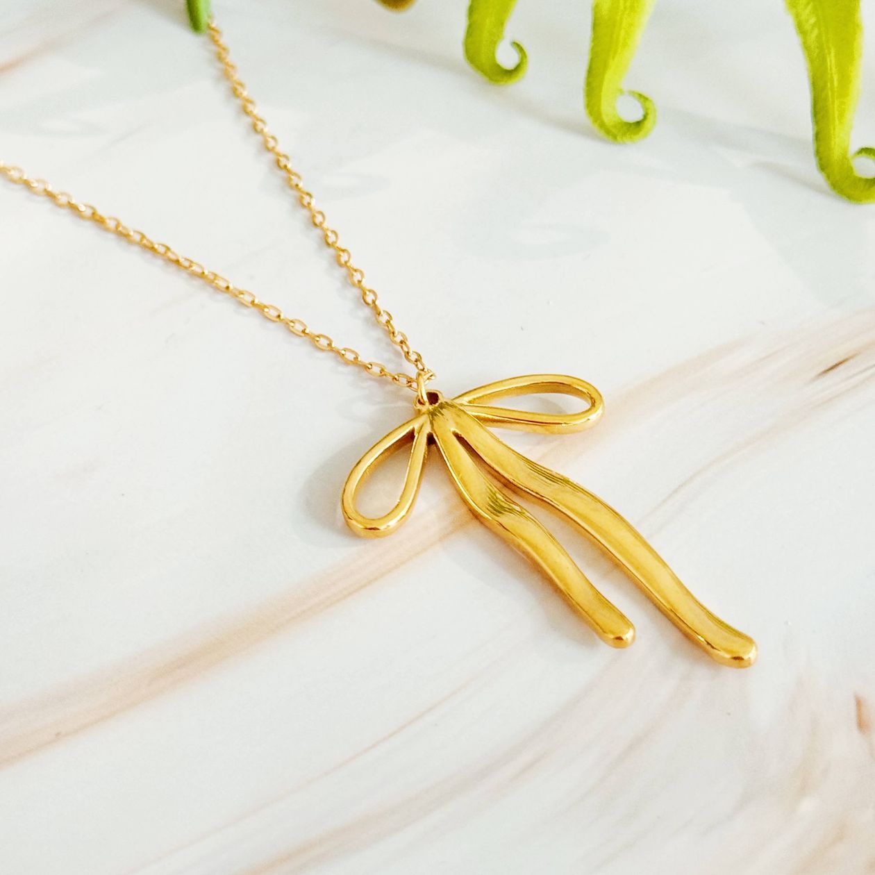 Stylist Bow Pendant Necklace