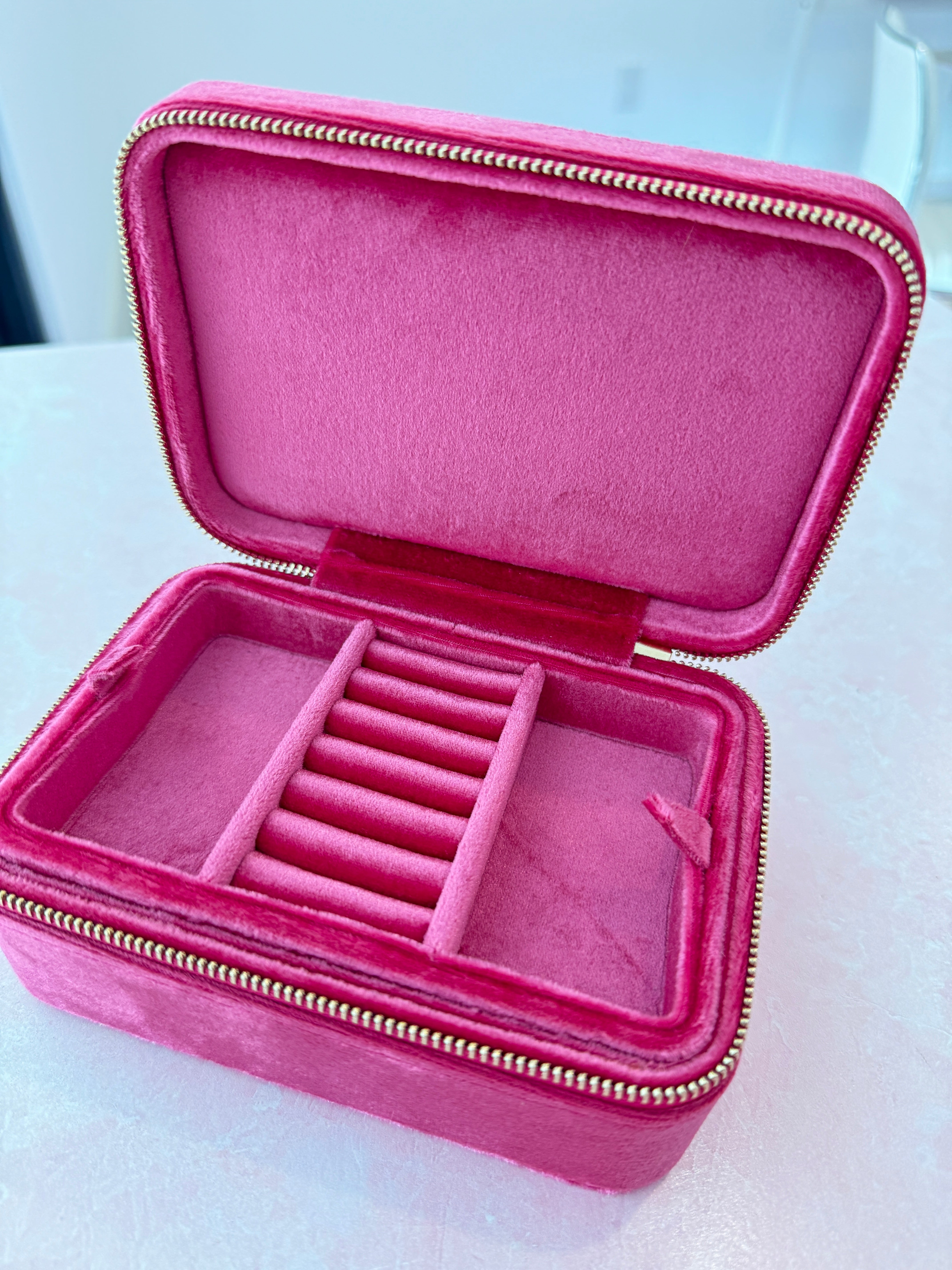 Velvet Vibes Jewelry Box