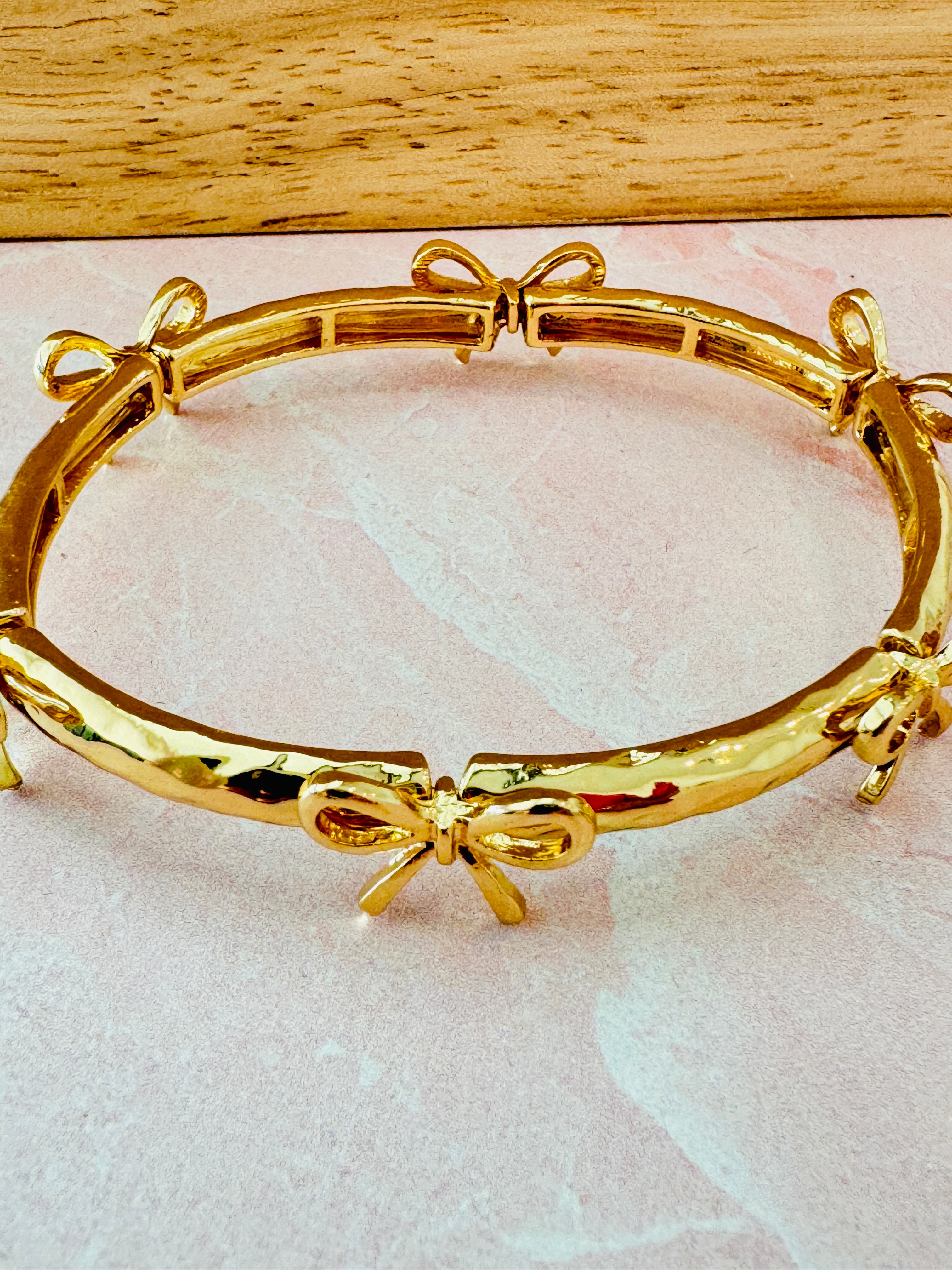 Golden Bows Stretch Bracelet