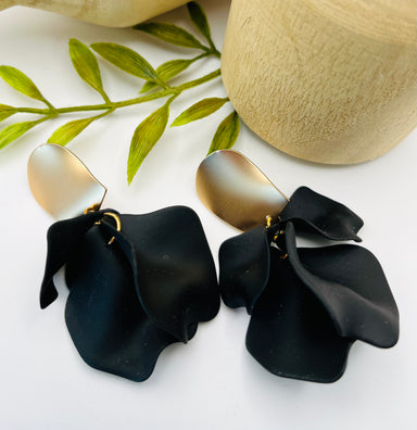 Black Wildflower Earrings - Vintage Soul