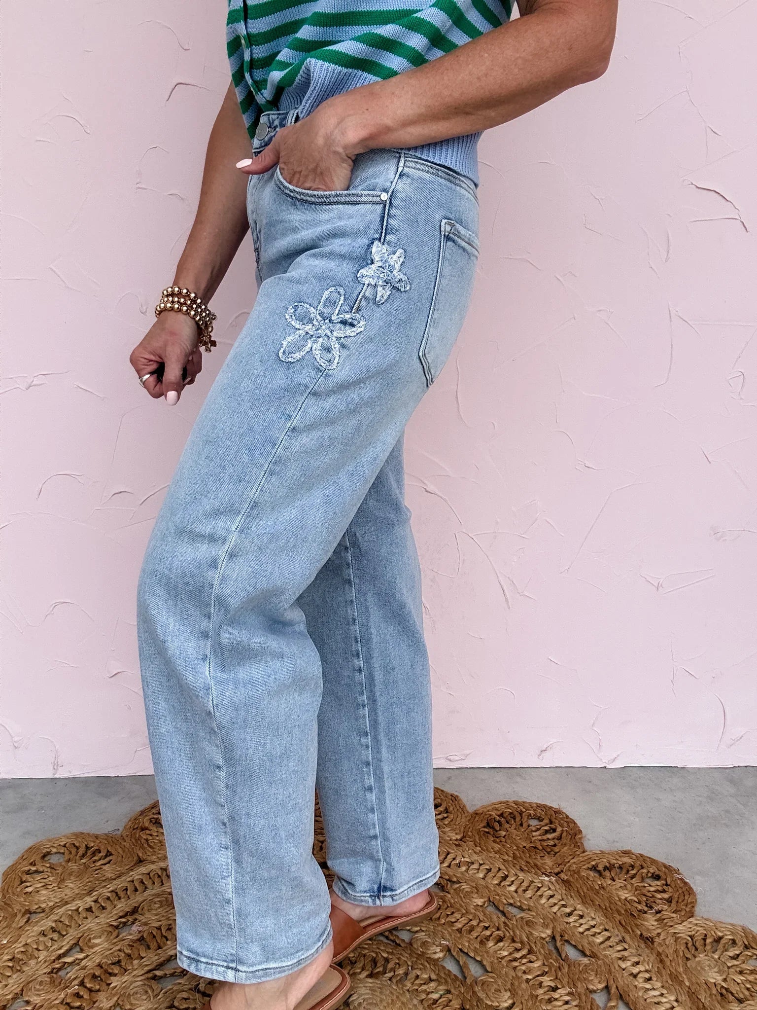 Flowerline Barrel Jeans
