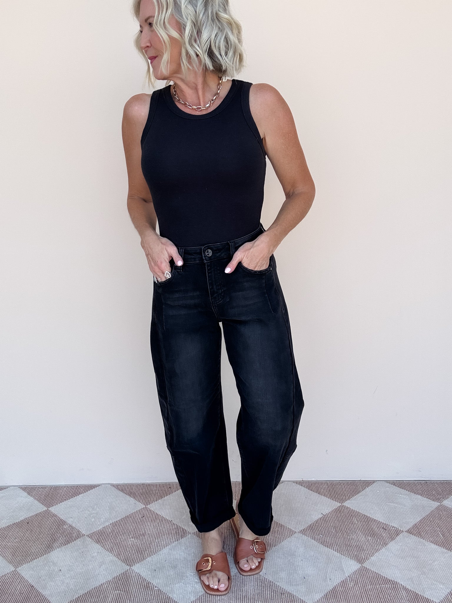 Blackout Barrel Jean
