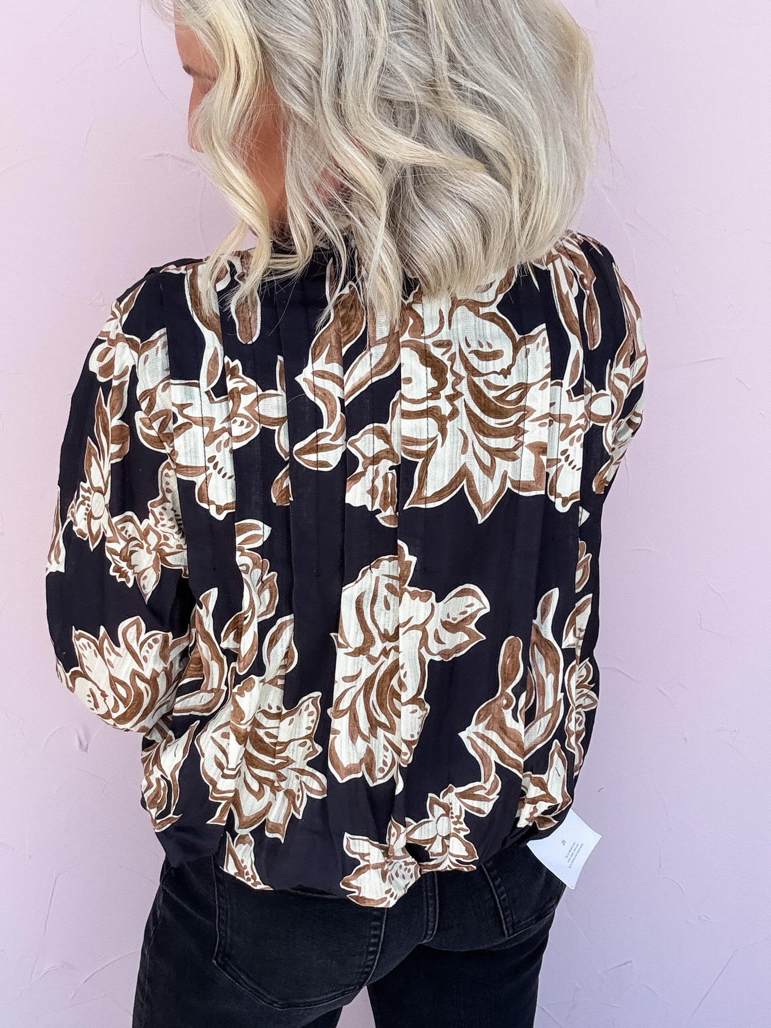 Pleated Perfection Top | Black