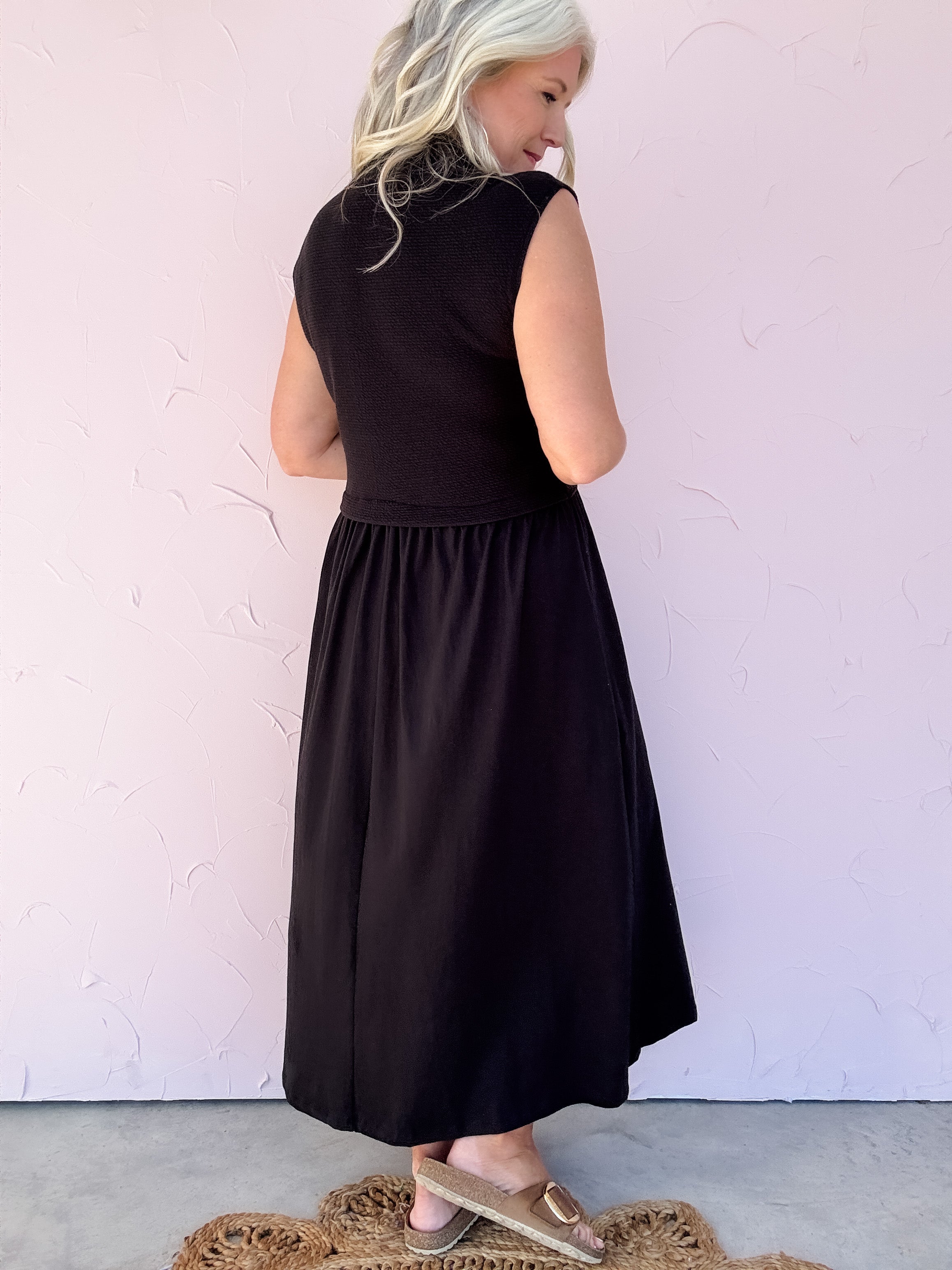 Blackout Bliss Midi