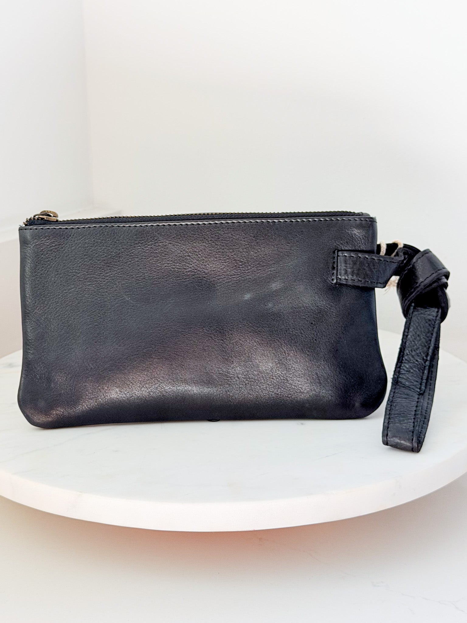 Johns Creek Knotted Wristlet | Black