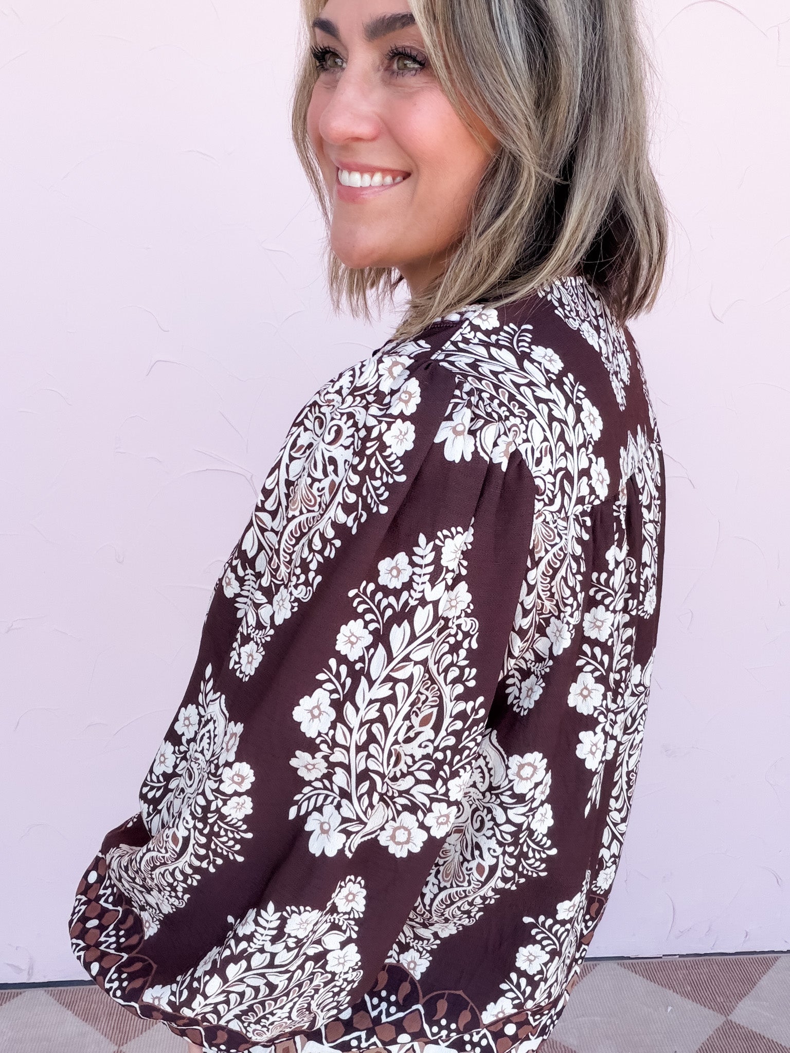 Tapestry Note Top