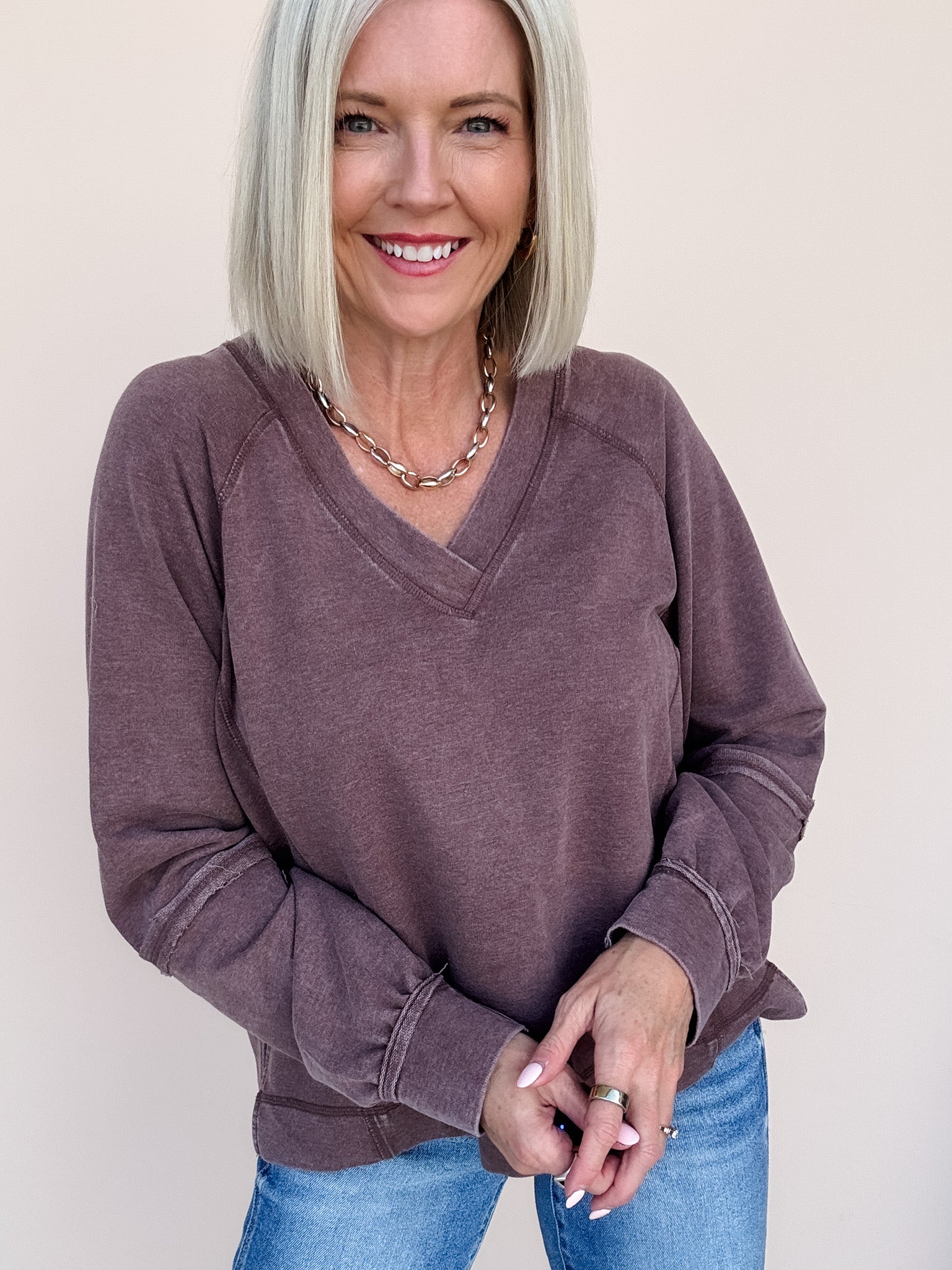 Berry Rush Sweatshirt | Dark Brown