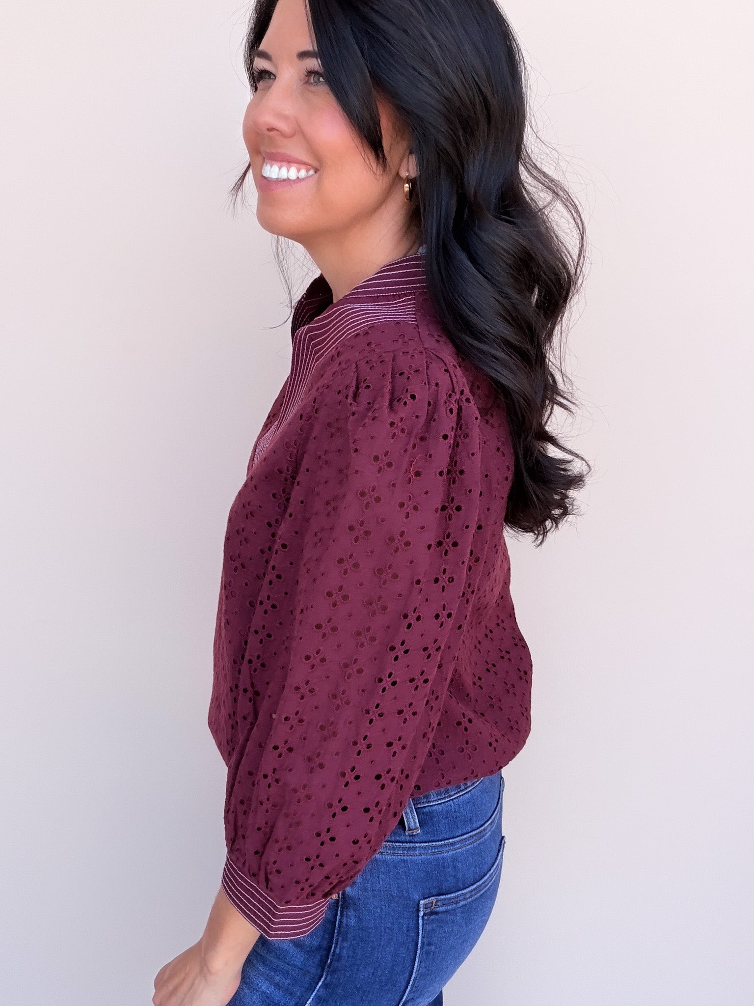 Eyelet Days Top | Burgundy