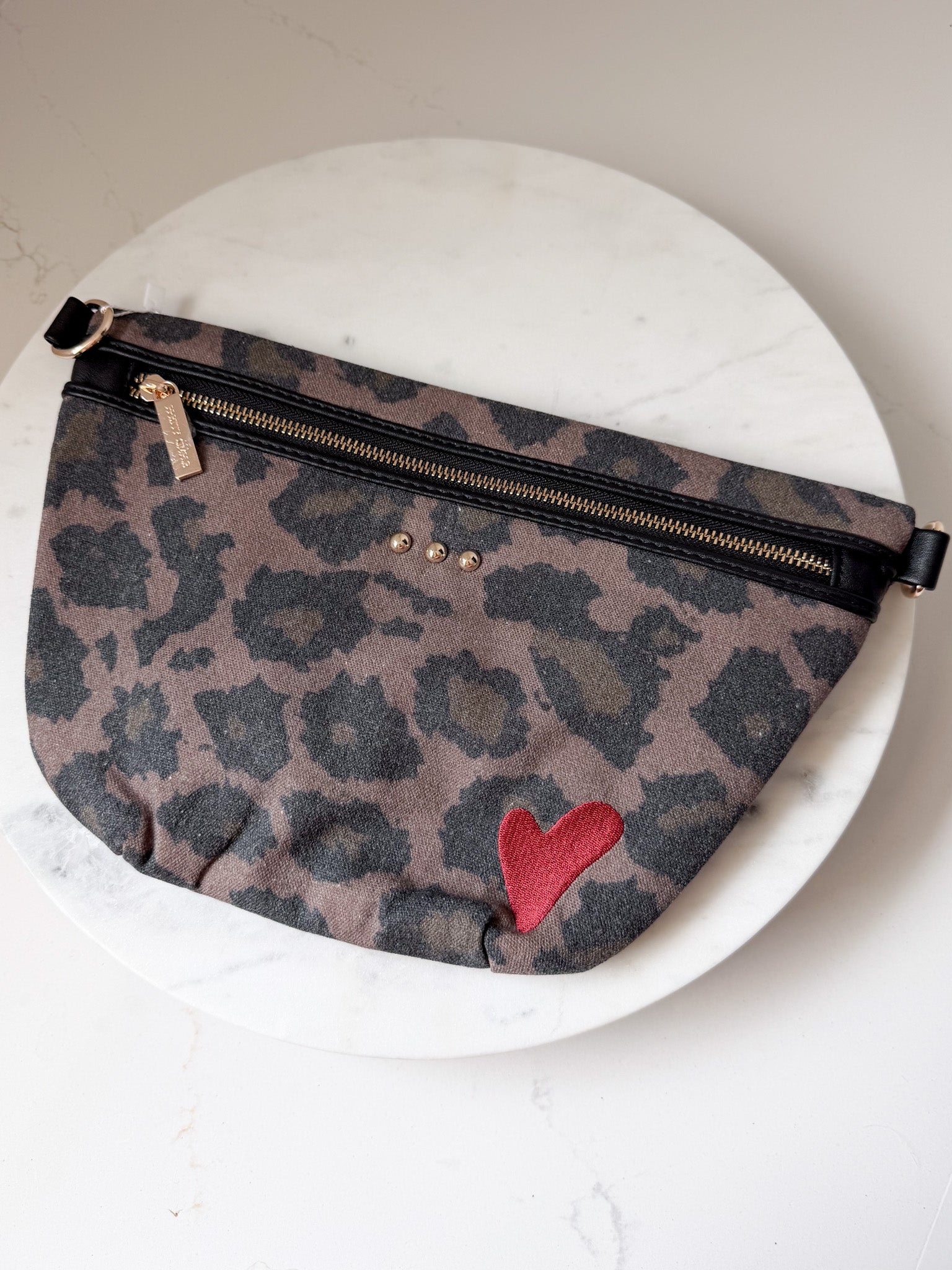 Colby Canvas Bum Bag | Leopard