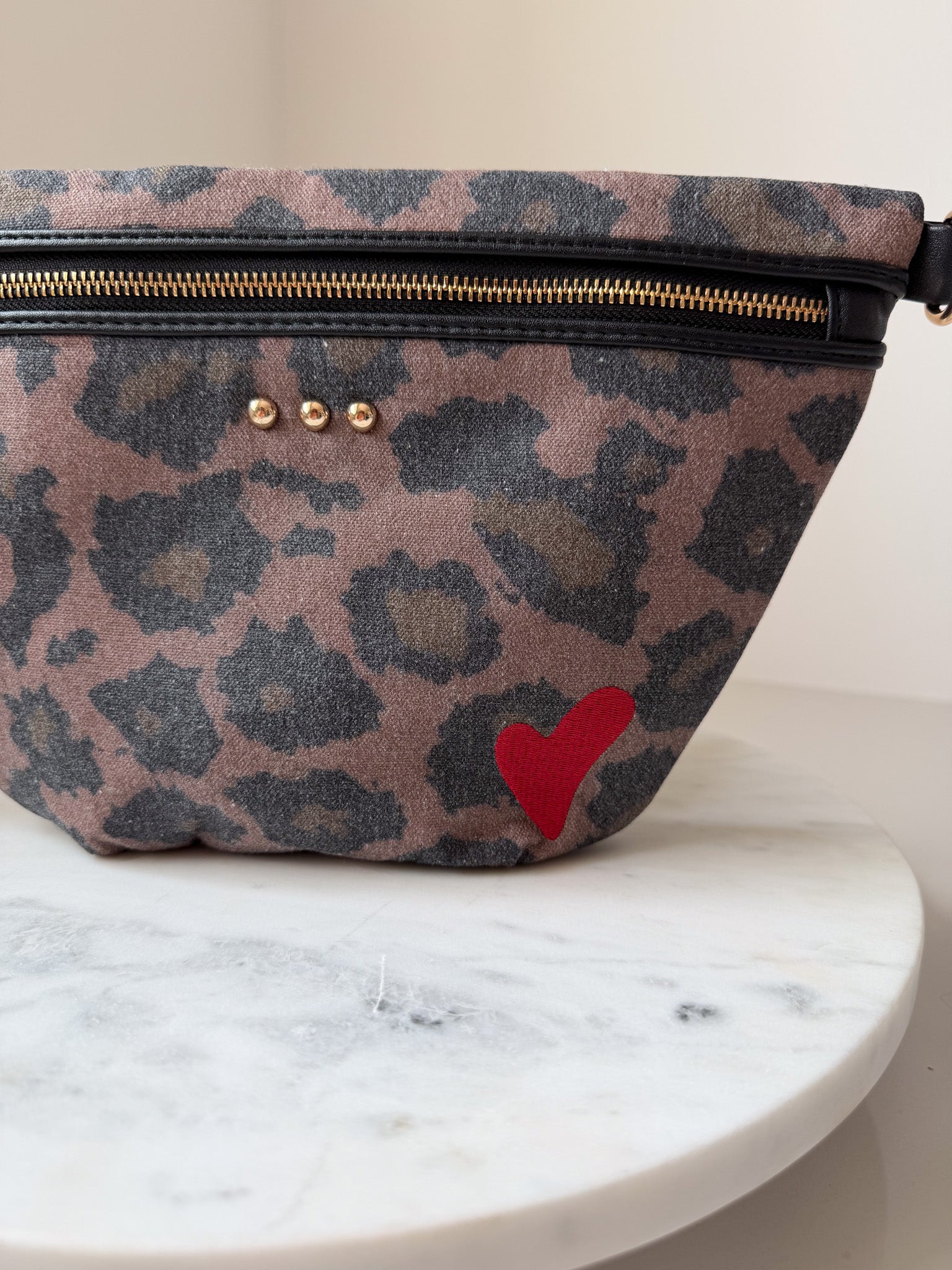 Colby Canvas Bum Bag | Leopard