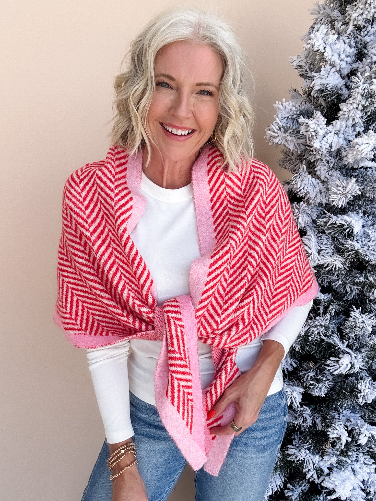 Ziggy Triangle Scarf | Red