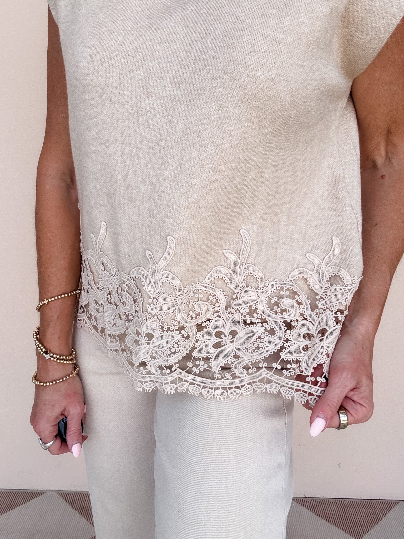 Everly Lace Top | Oatmeal
