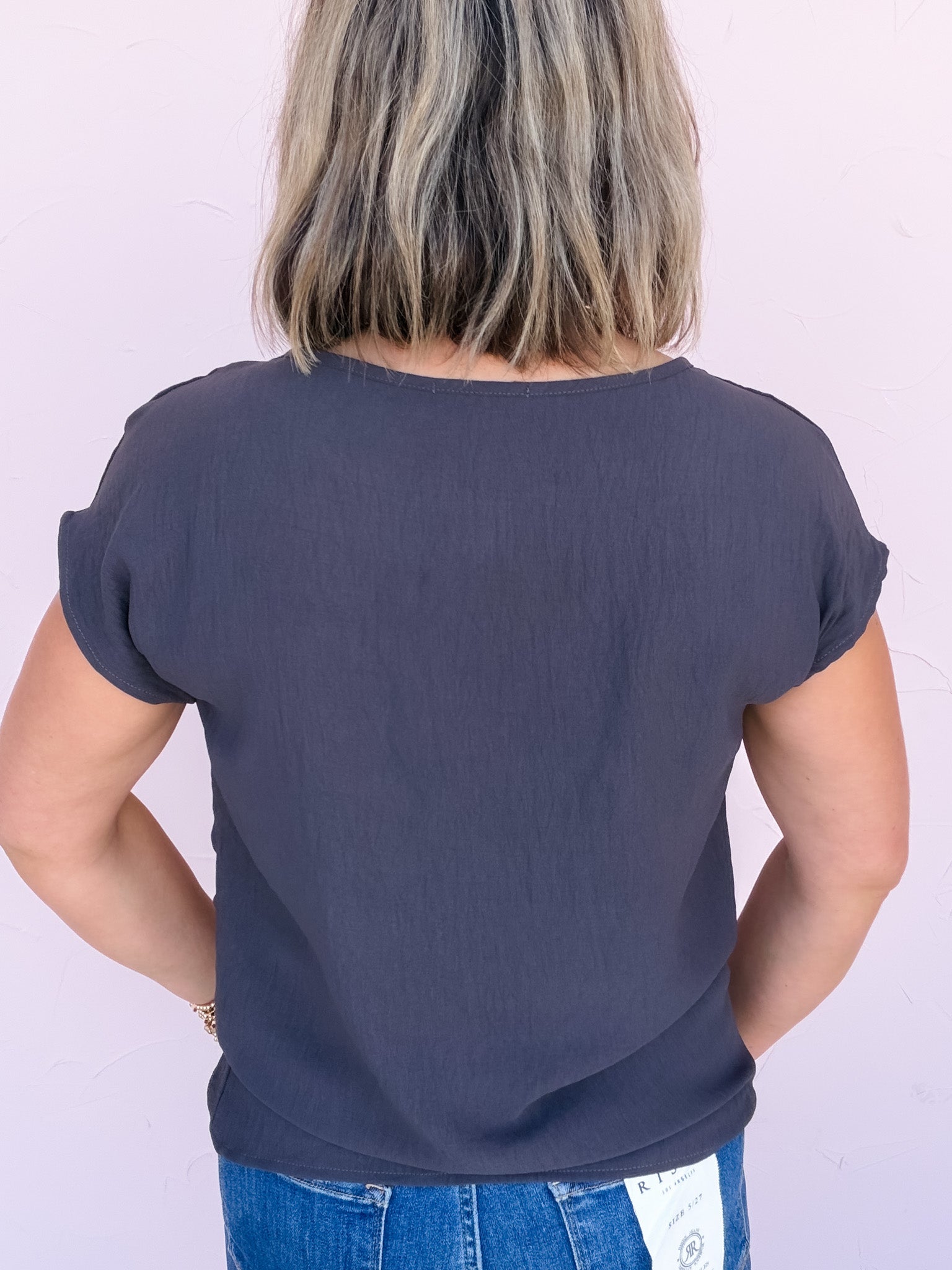 Mia Twist Hem Top | Charcoal