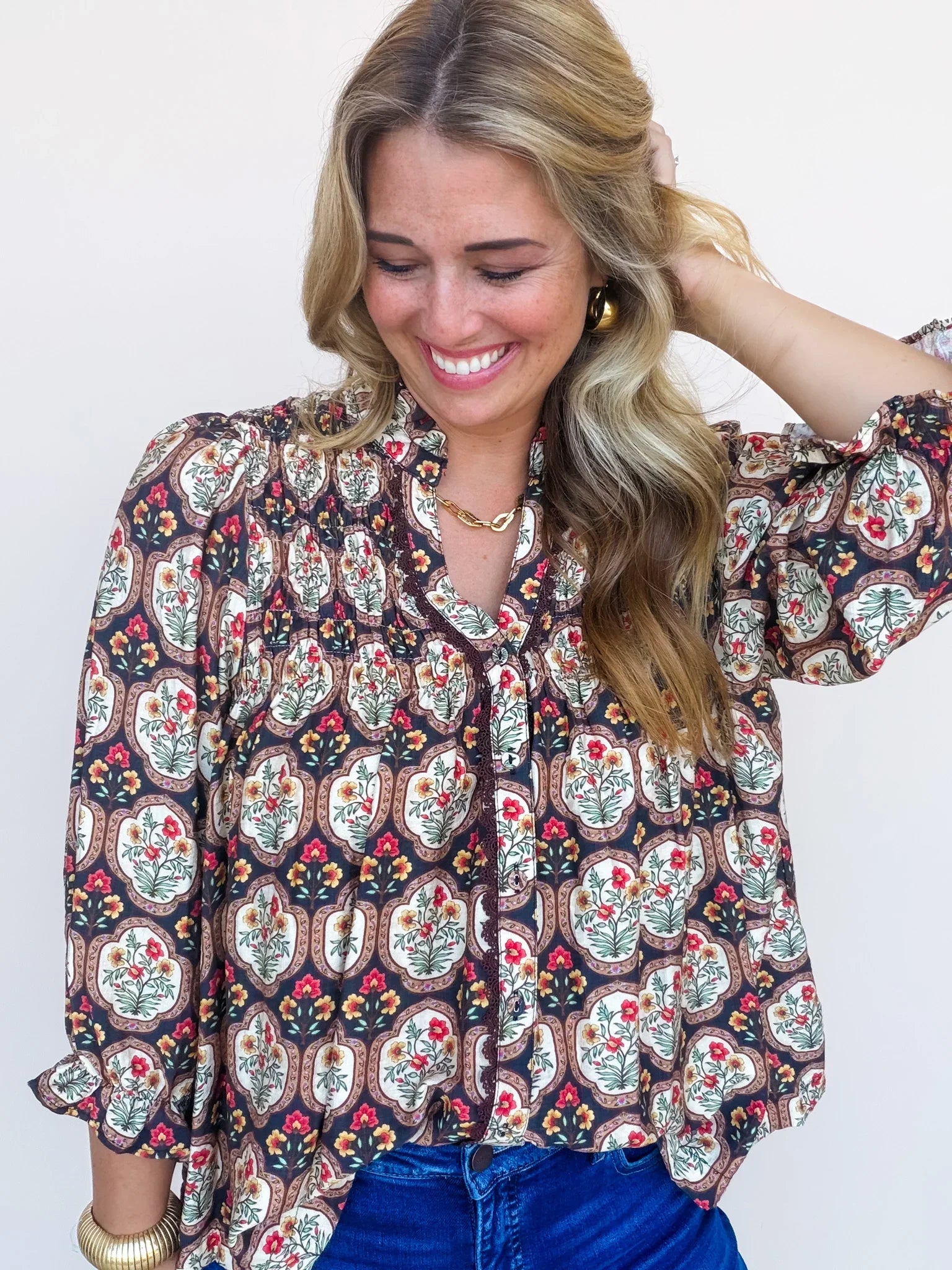 Folk Story Top