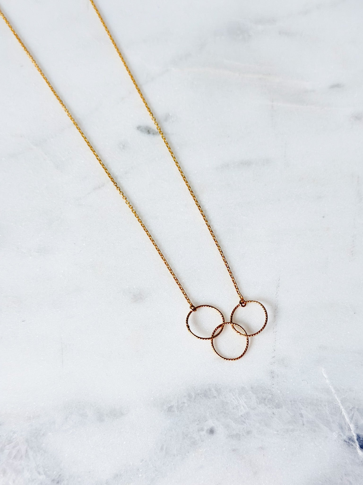 Interlocking Circle Necklace