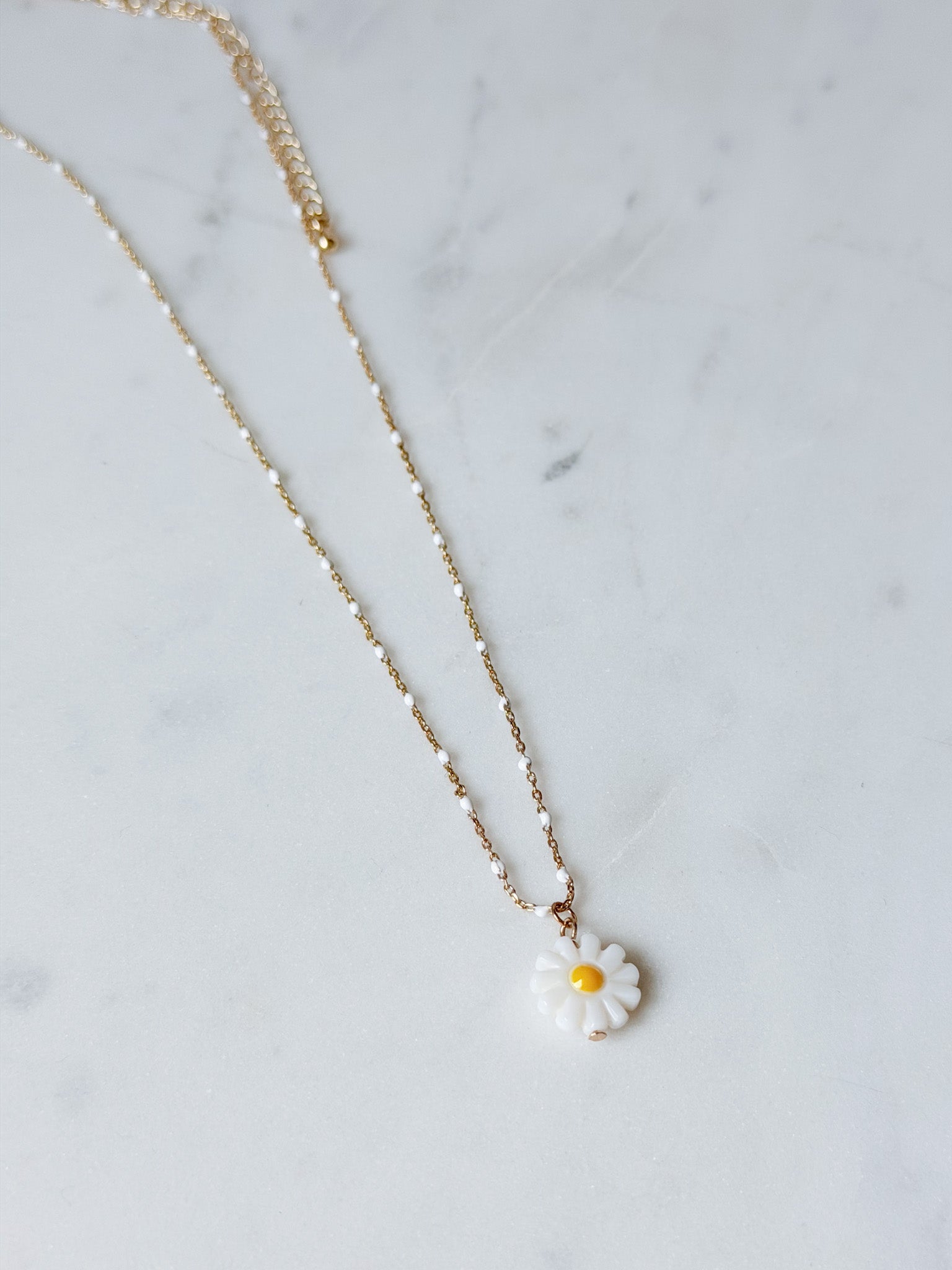 Daisy Days Necklace