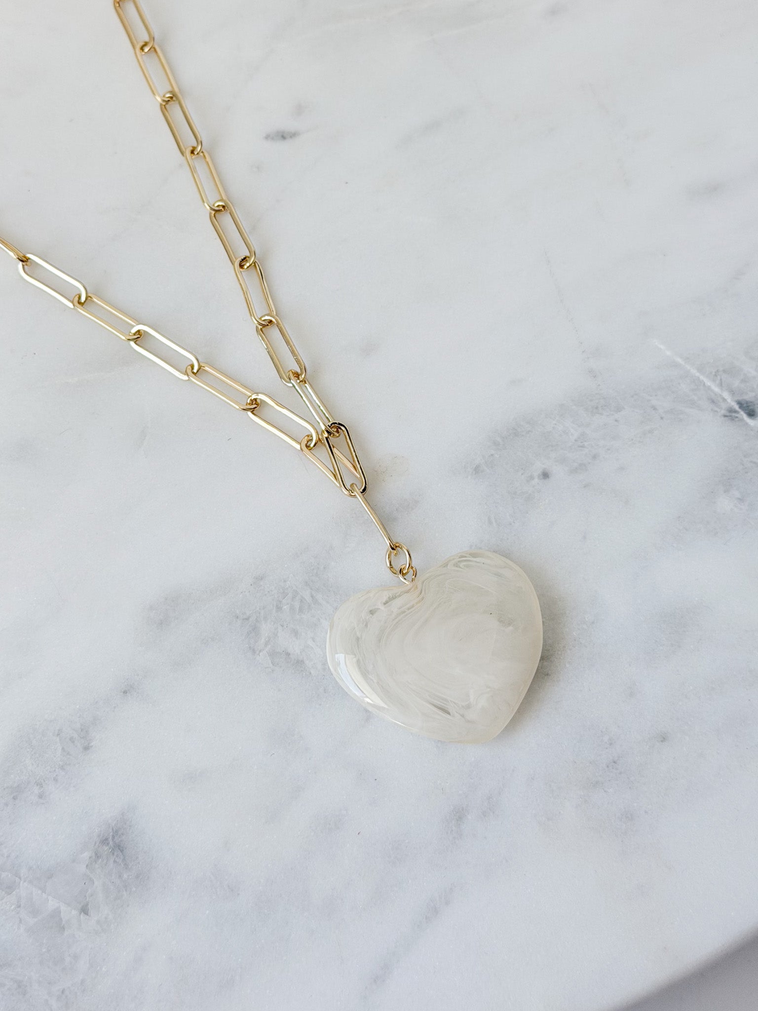 Natalia Heart Necklace | Cream