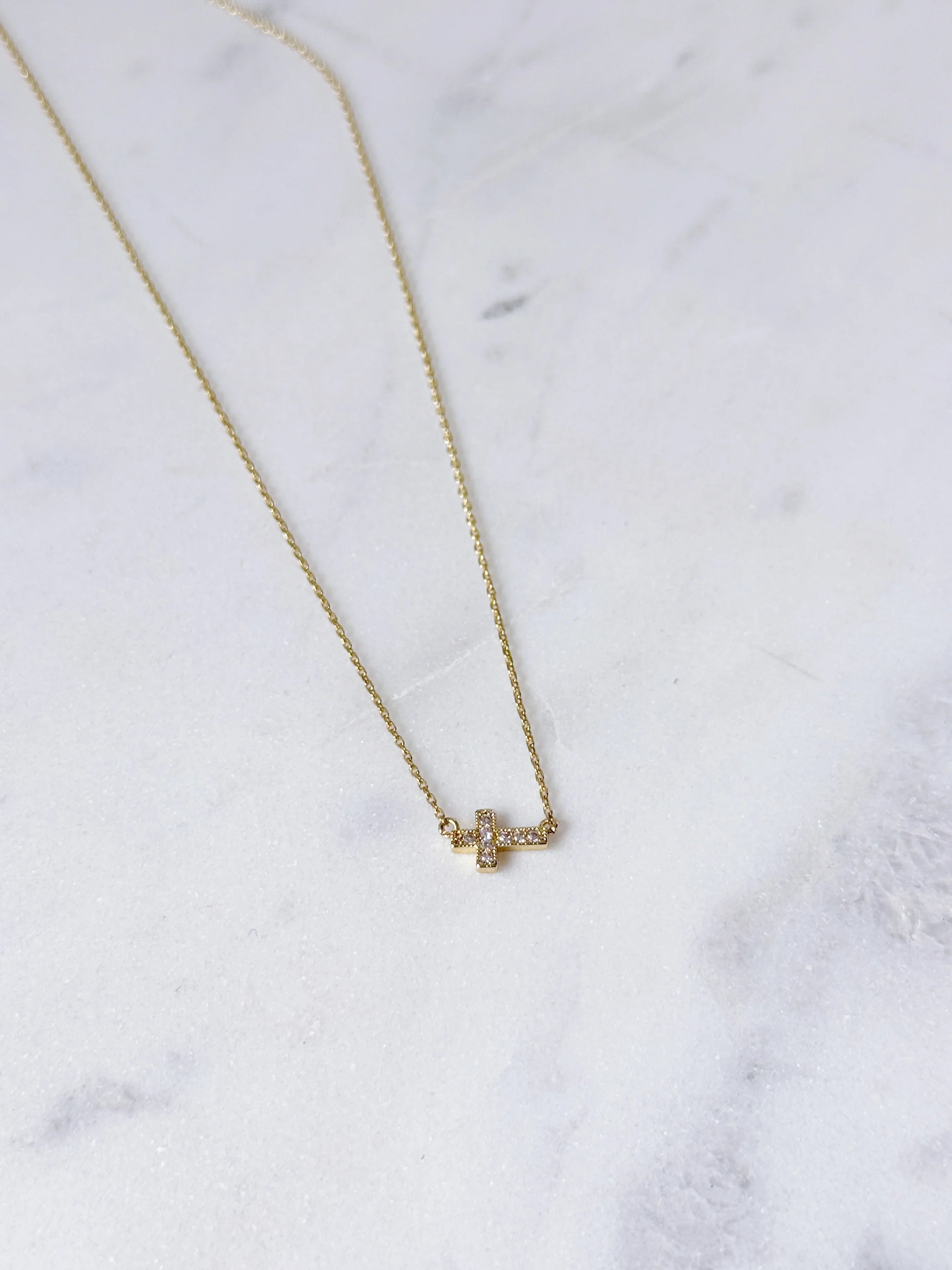 Mini Moments Necklace