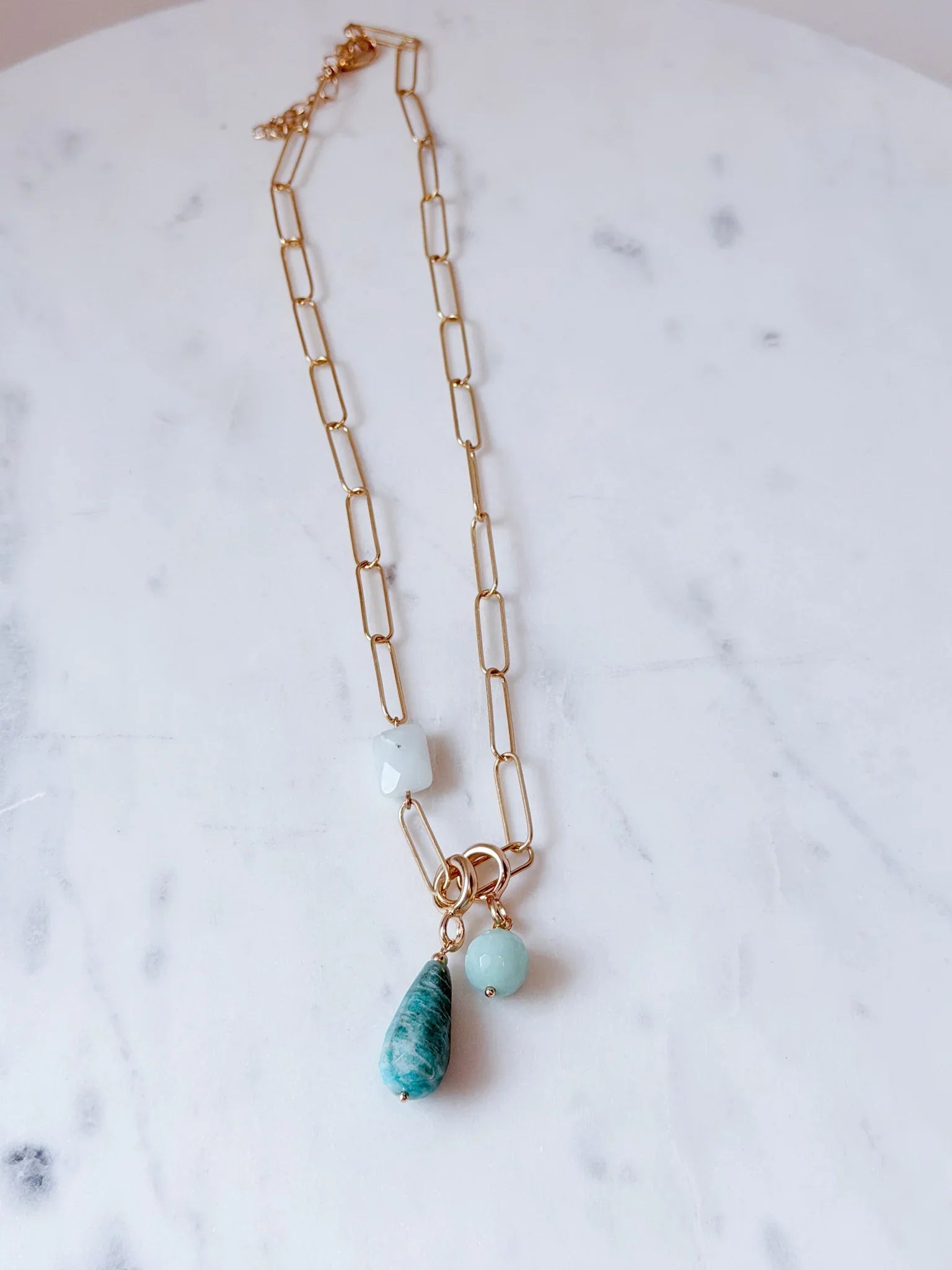 Close Knit Short Necklace