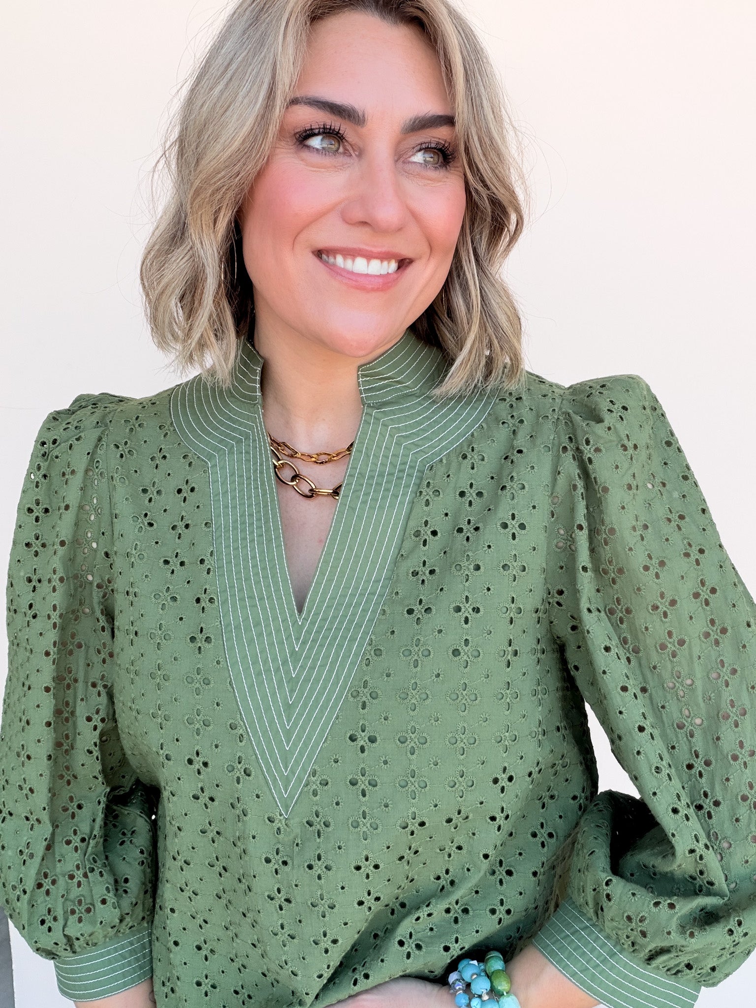 Eyelet Days Top | Olive