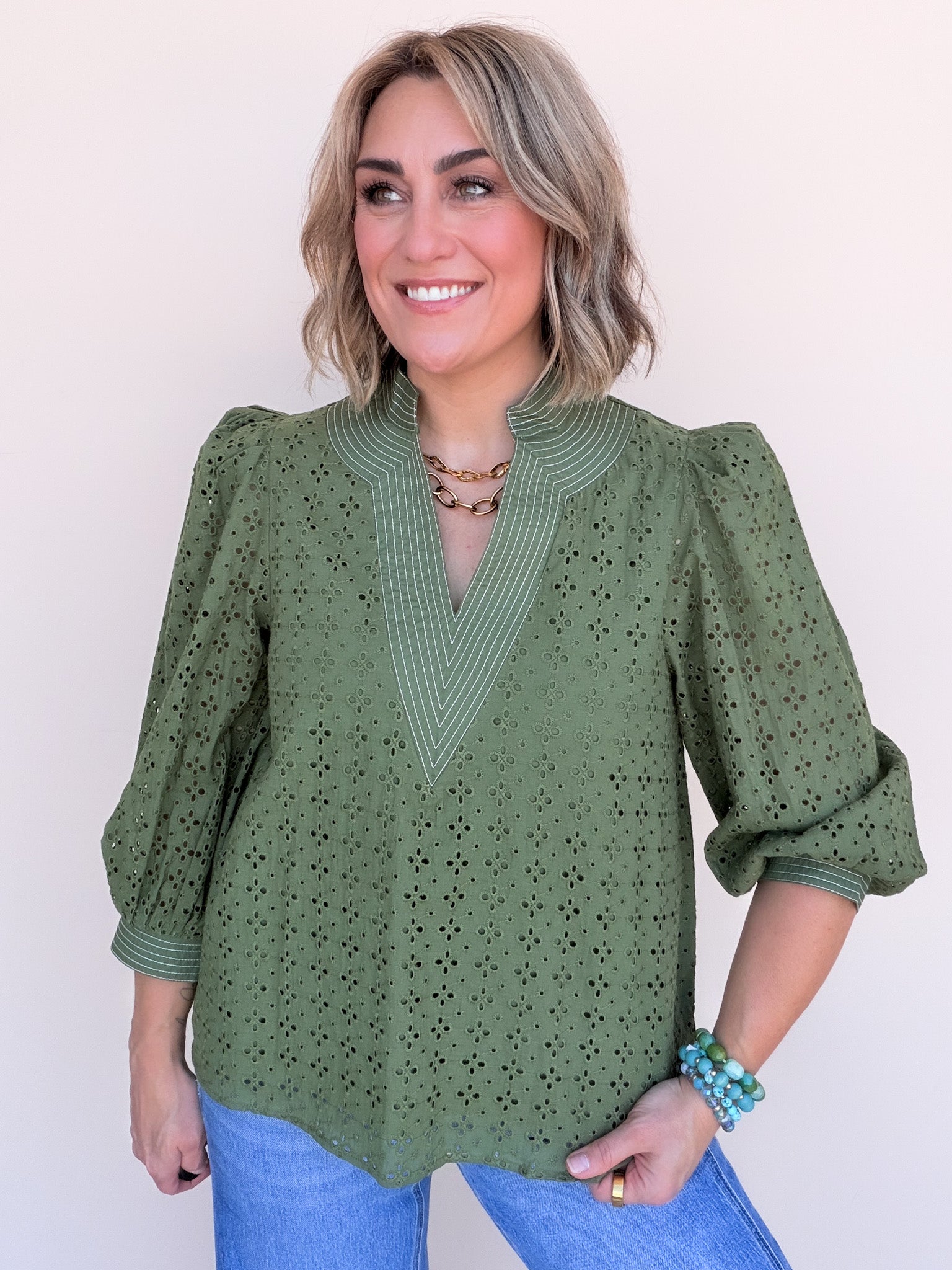 Eyelet Days Top | Olive