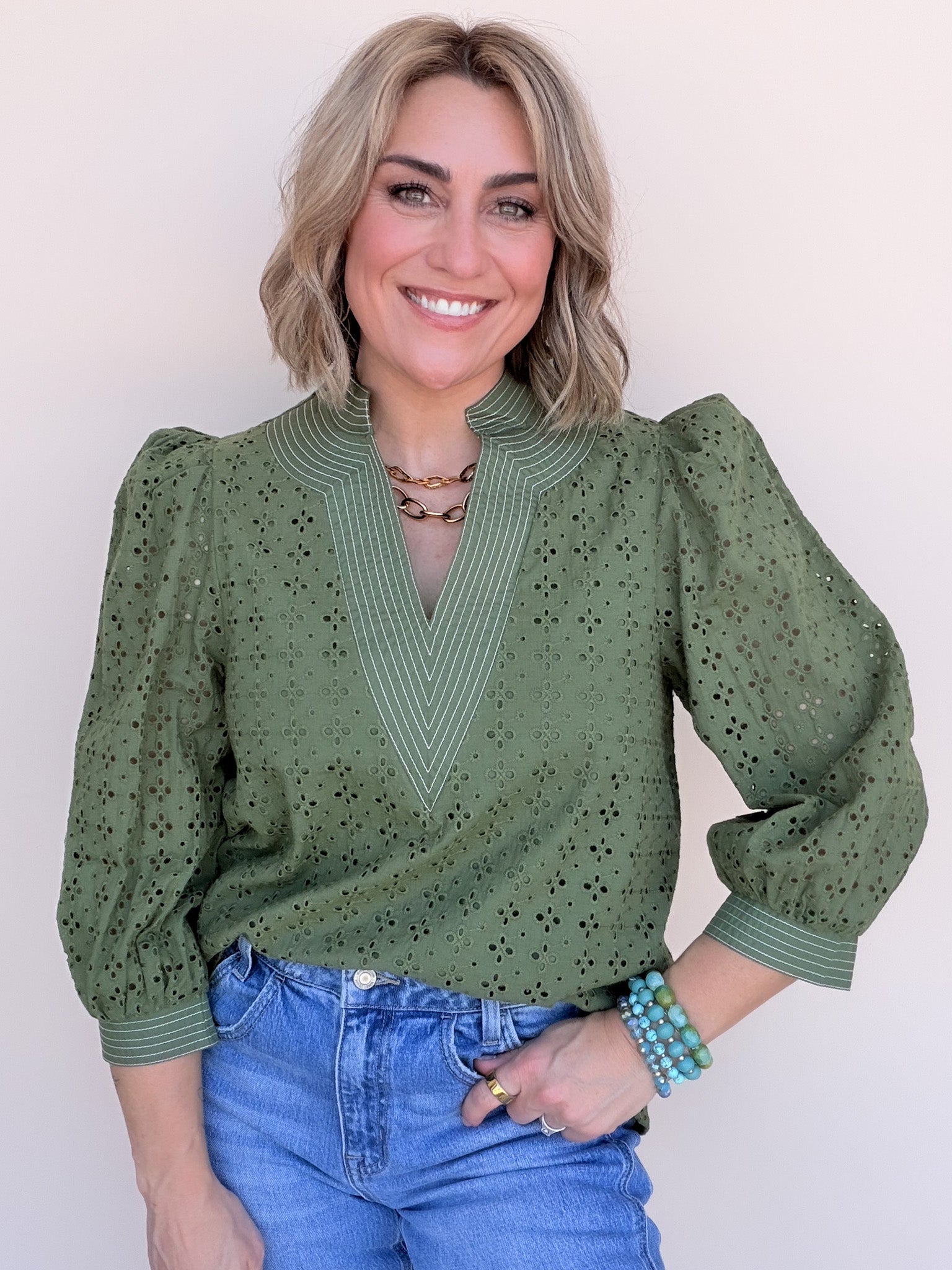 Eyelet Days Top | Olive