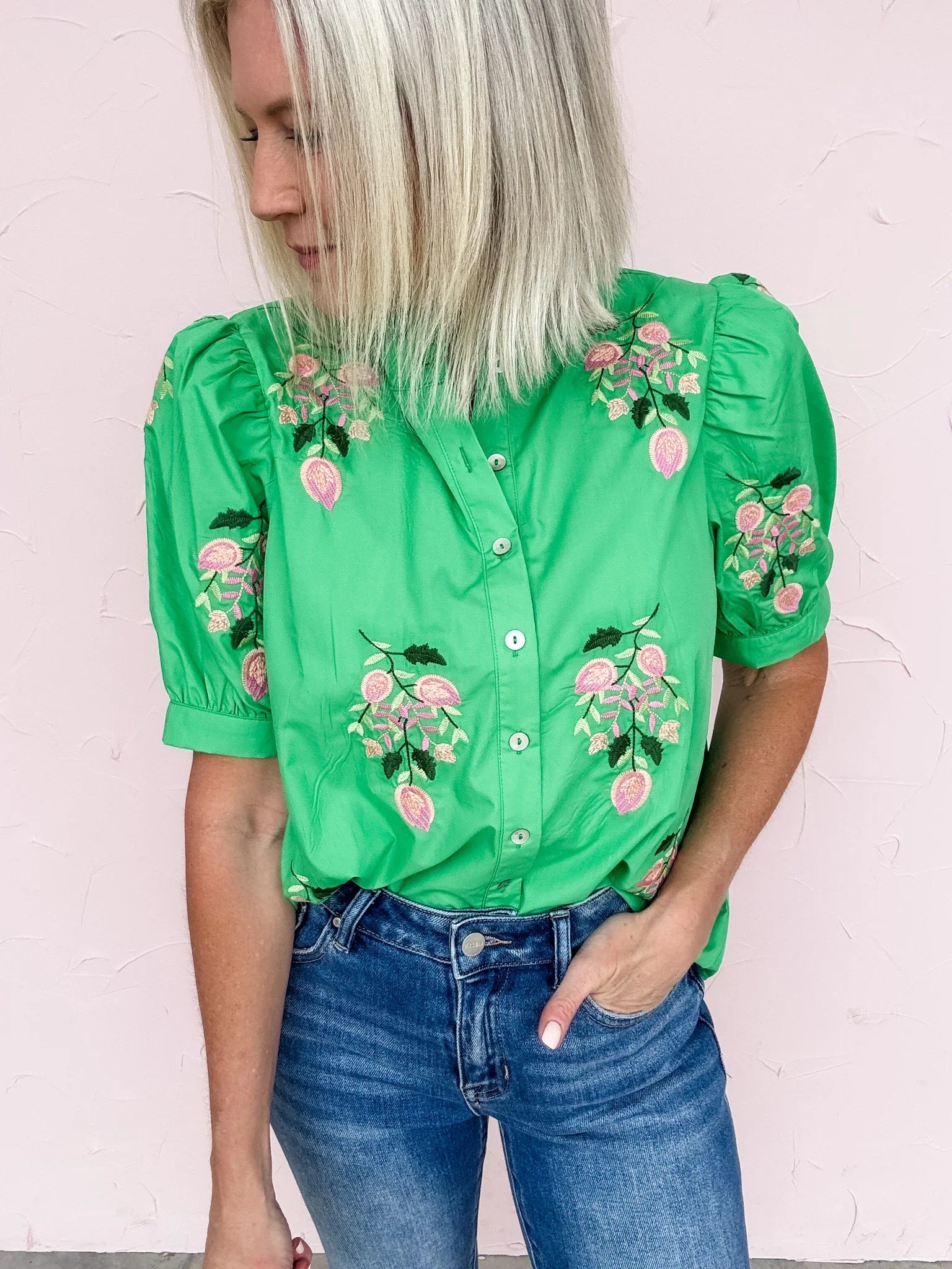 Flor Verde Embroidered Top