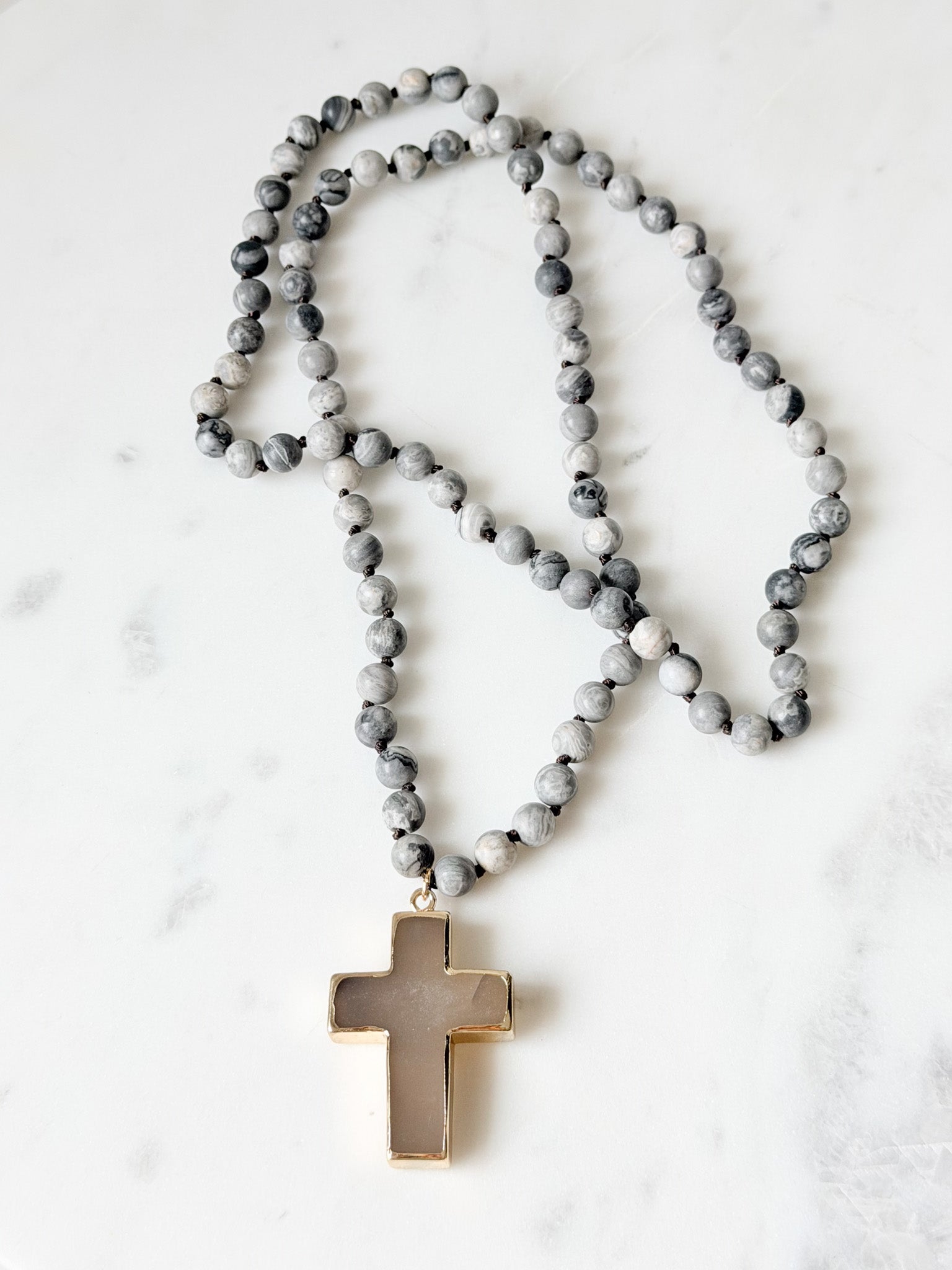 Whispering Stone Necklace | Gray