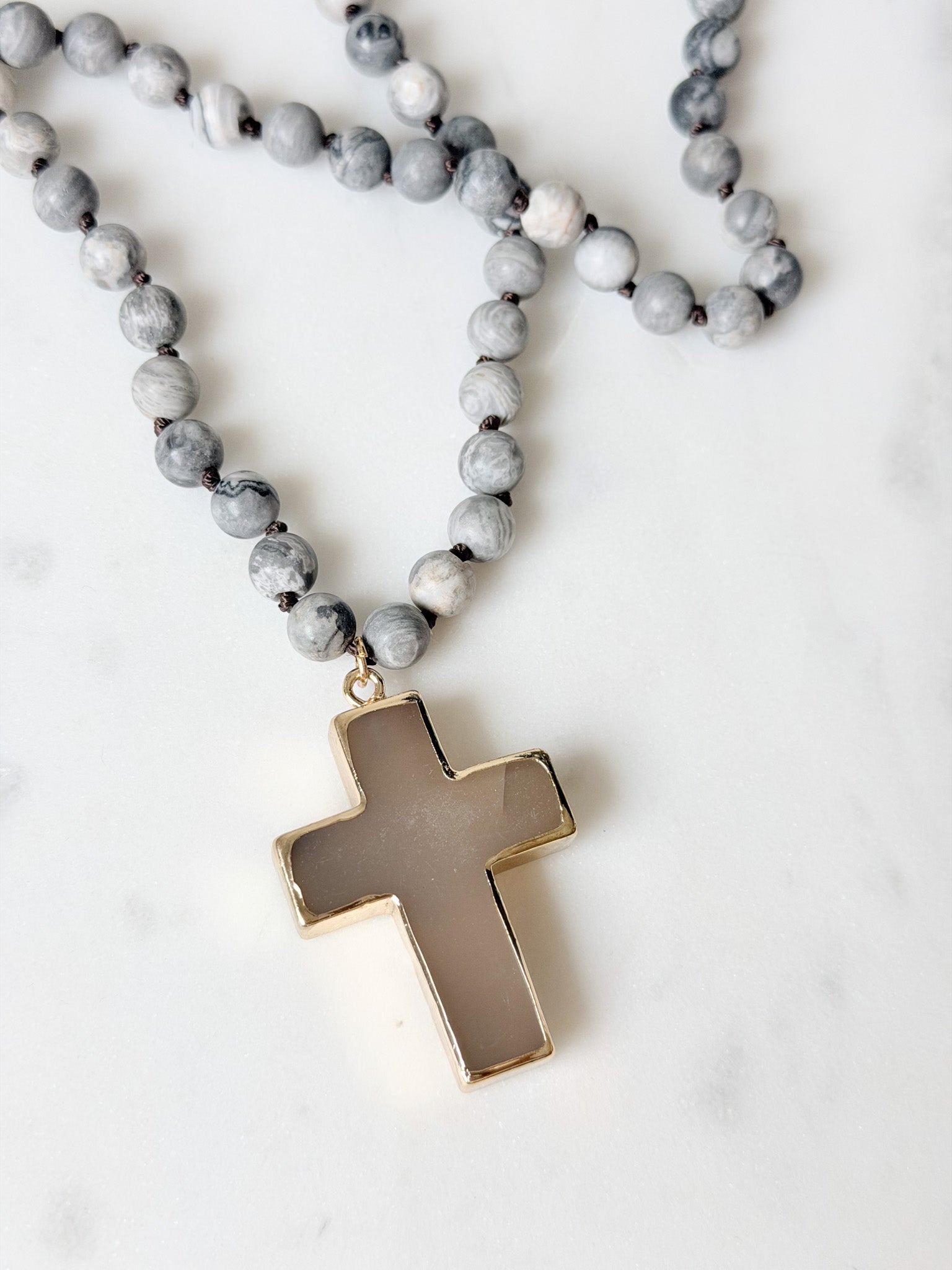 Whispering Stone Necklace | Gray