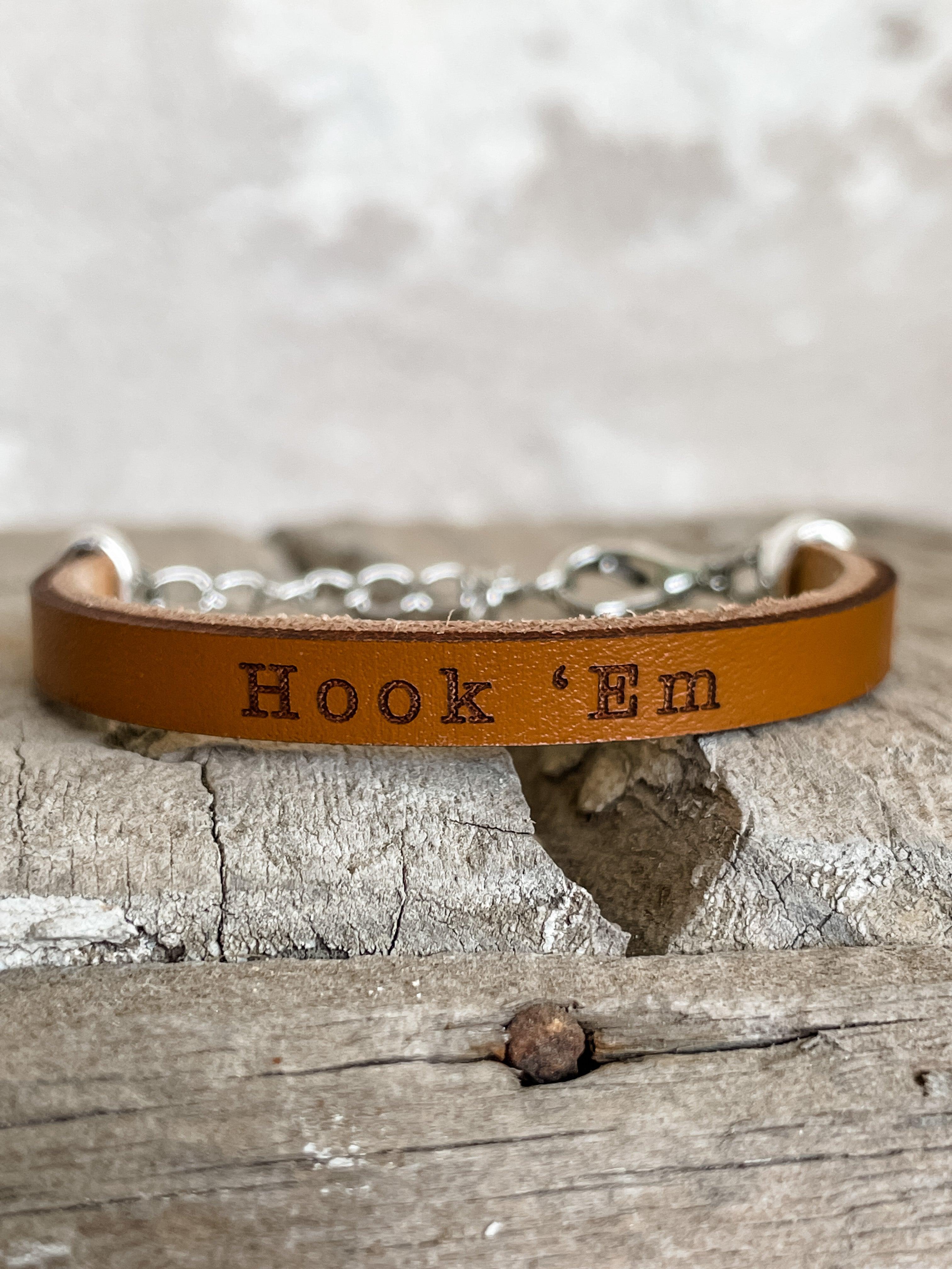 Hook 'Em Leather Bracelet - Vintage Soul