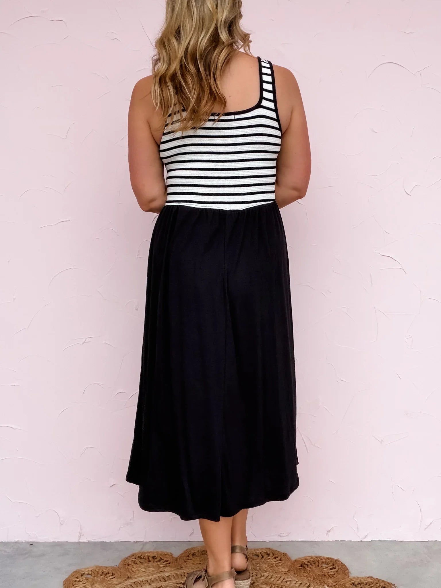 Black Tie Breeze Dress