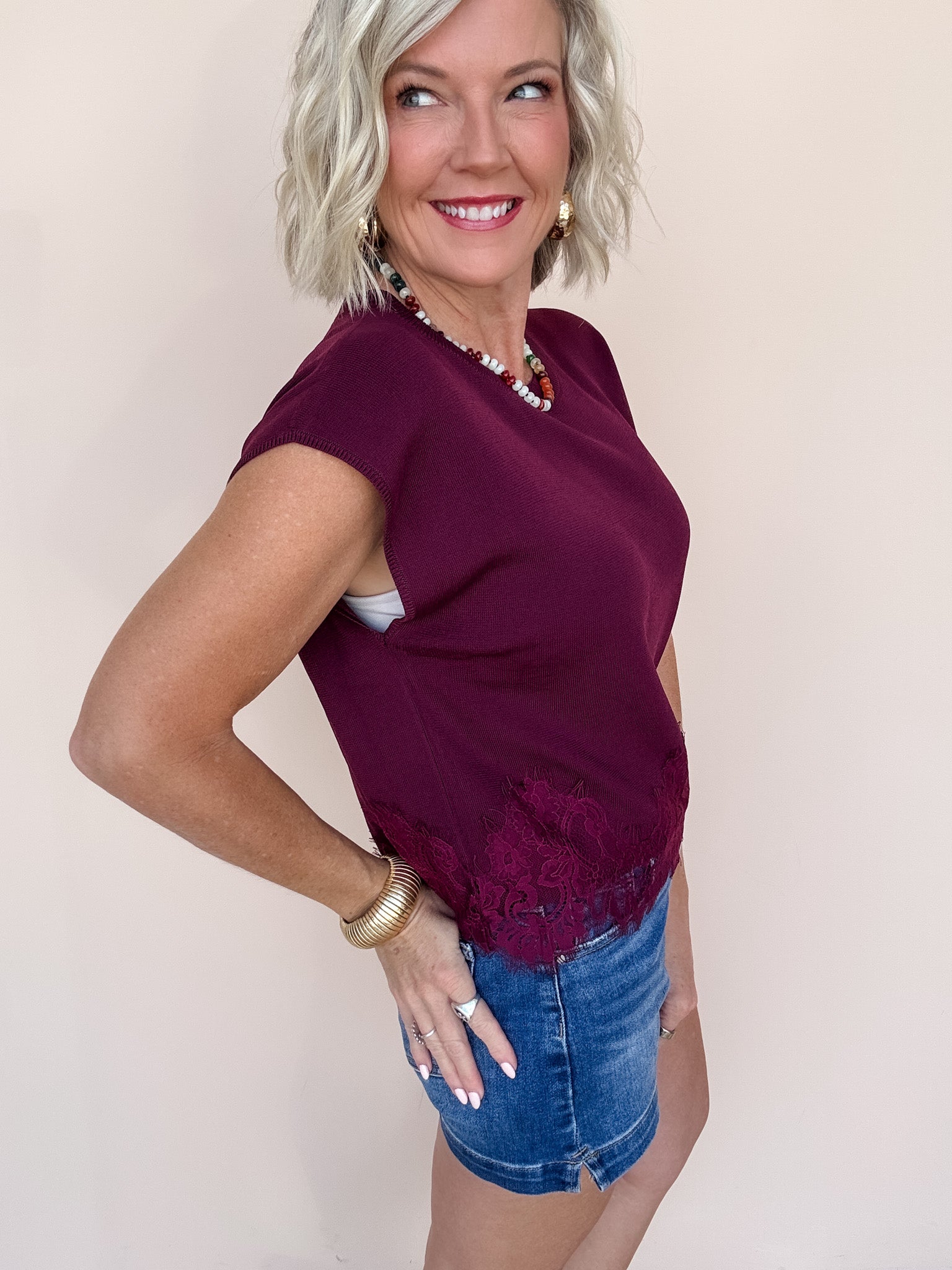 Pretty Edge Top | Burgundy