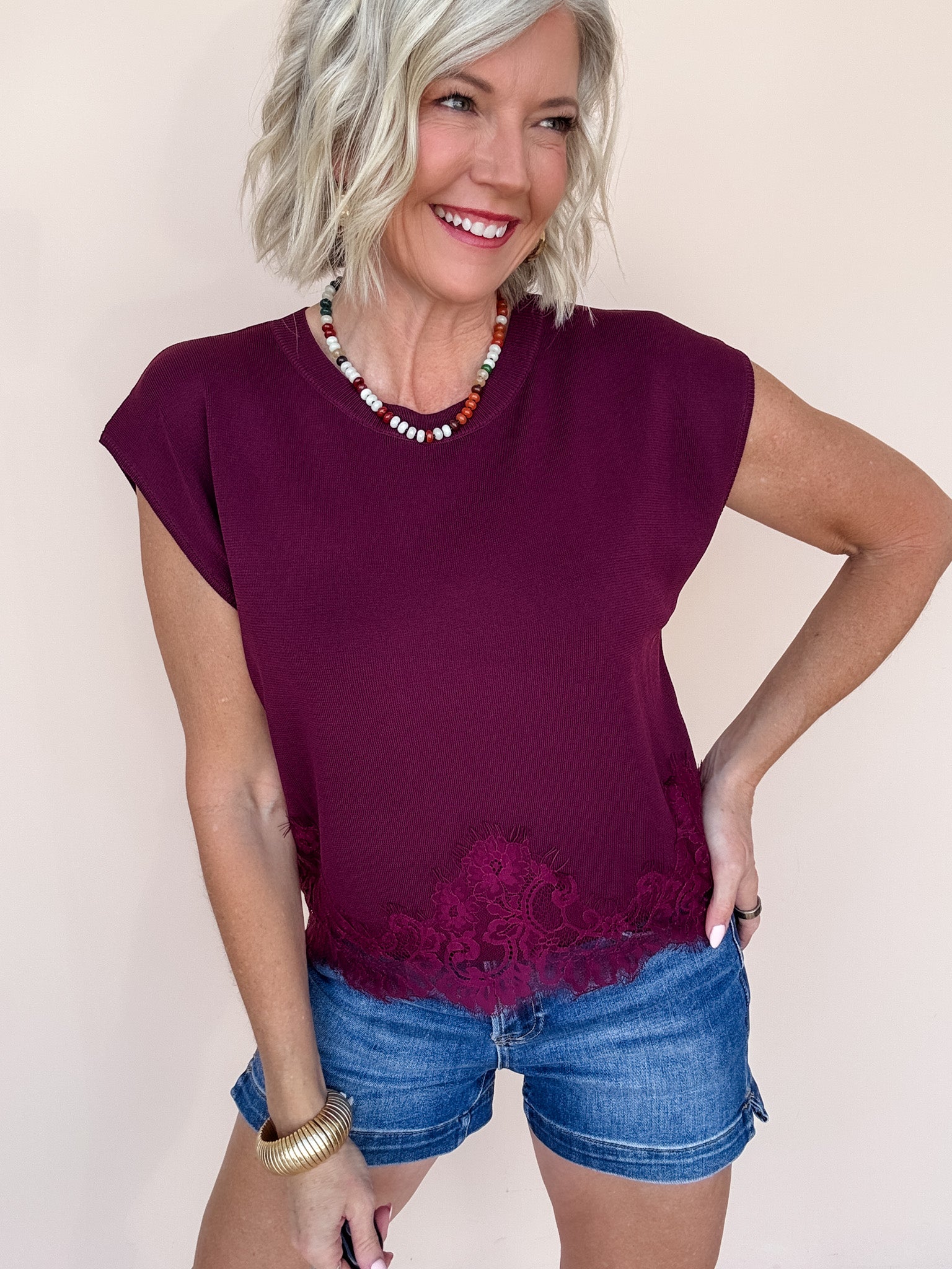 Pretty Edge Top | Burgundy