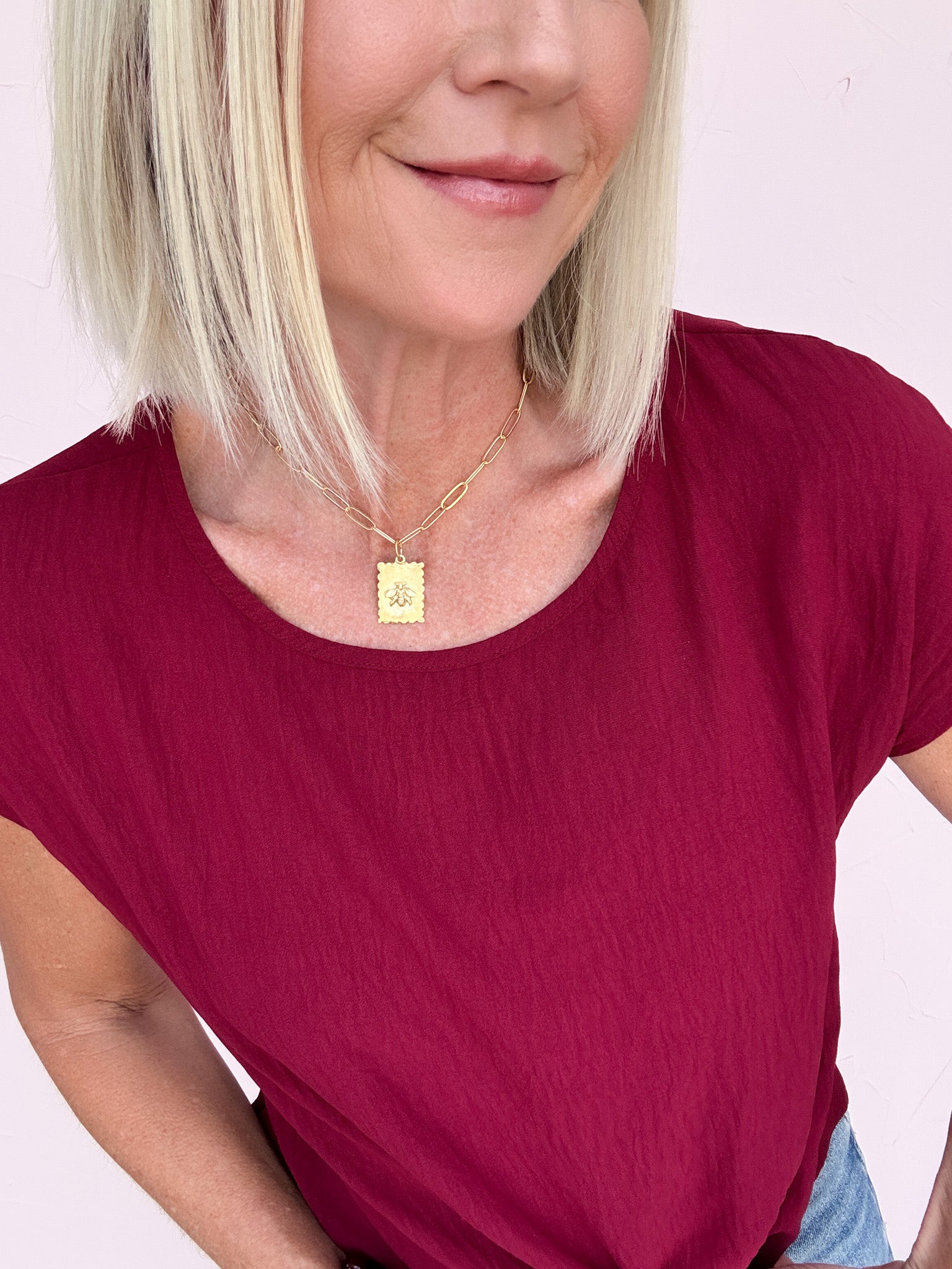 Mia Twist Hem Top | Burgundy