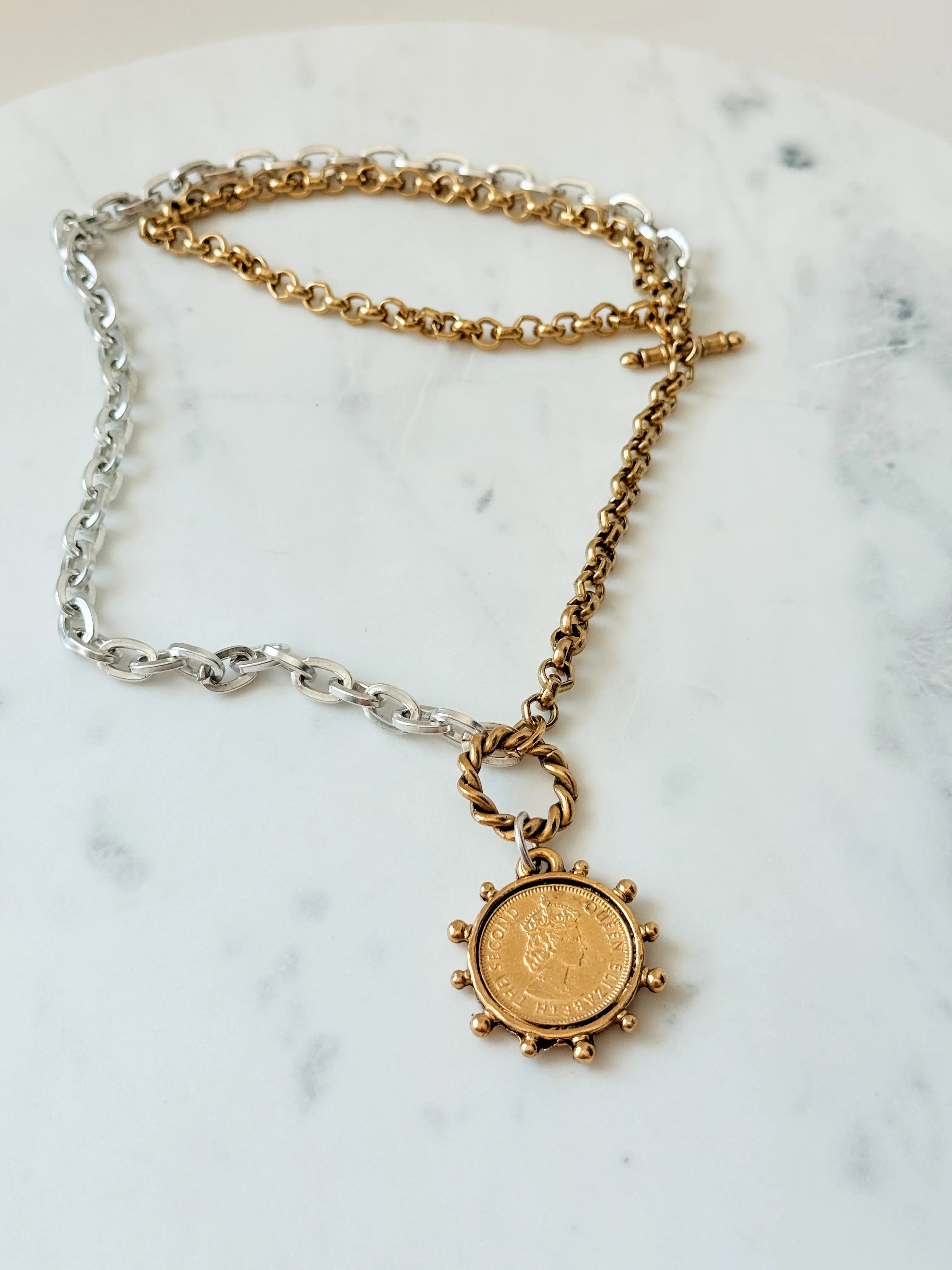 Yochi: Royal Standard Necklace