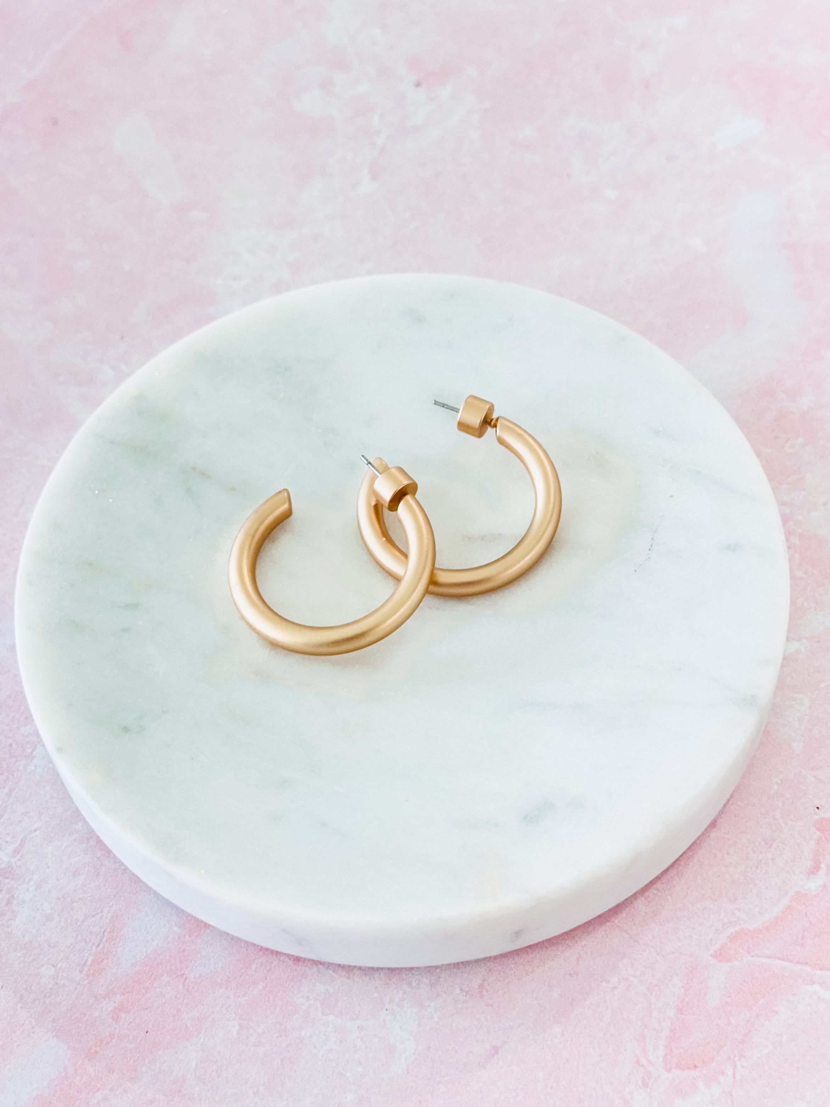 Caroline Matte Hoops