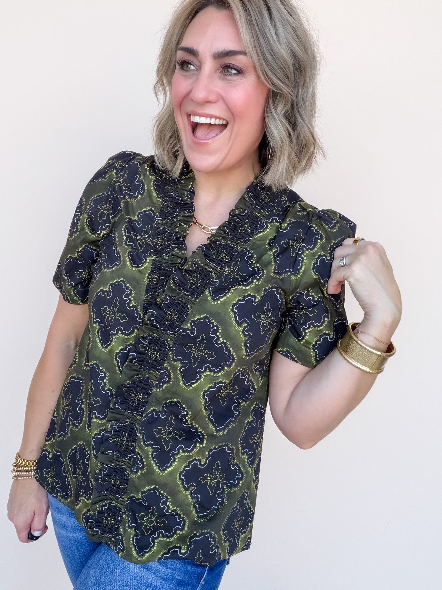 Olive & Ivy Top