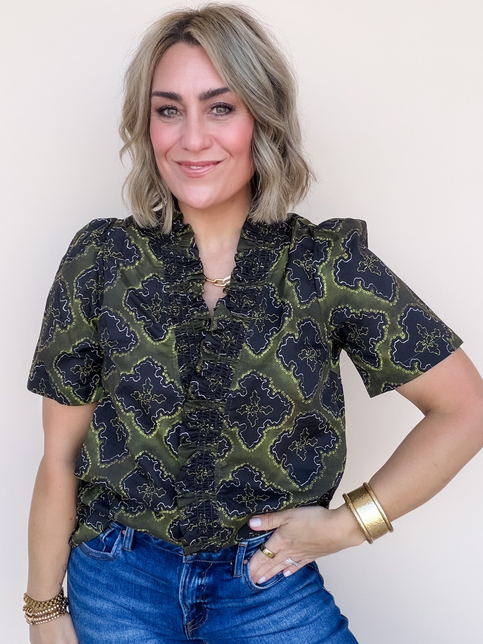 Olive & Ivy Top