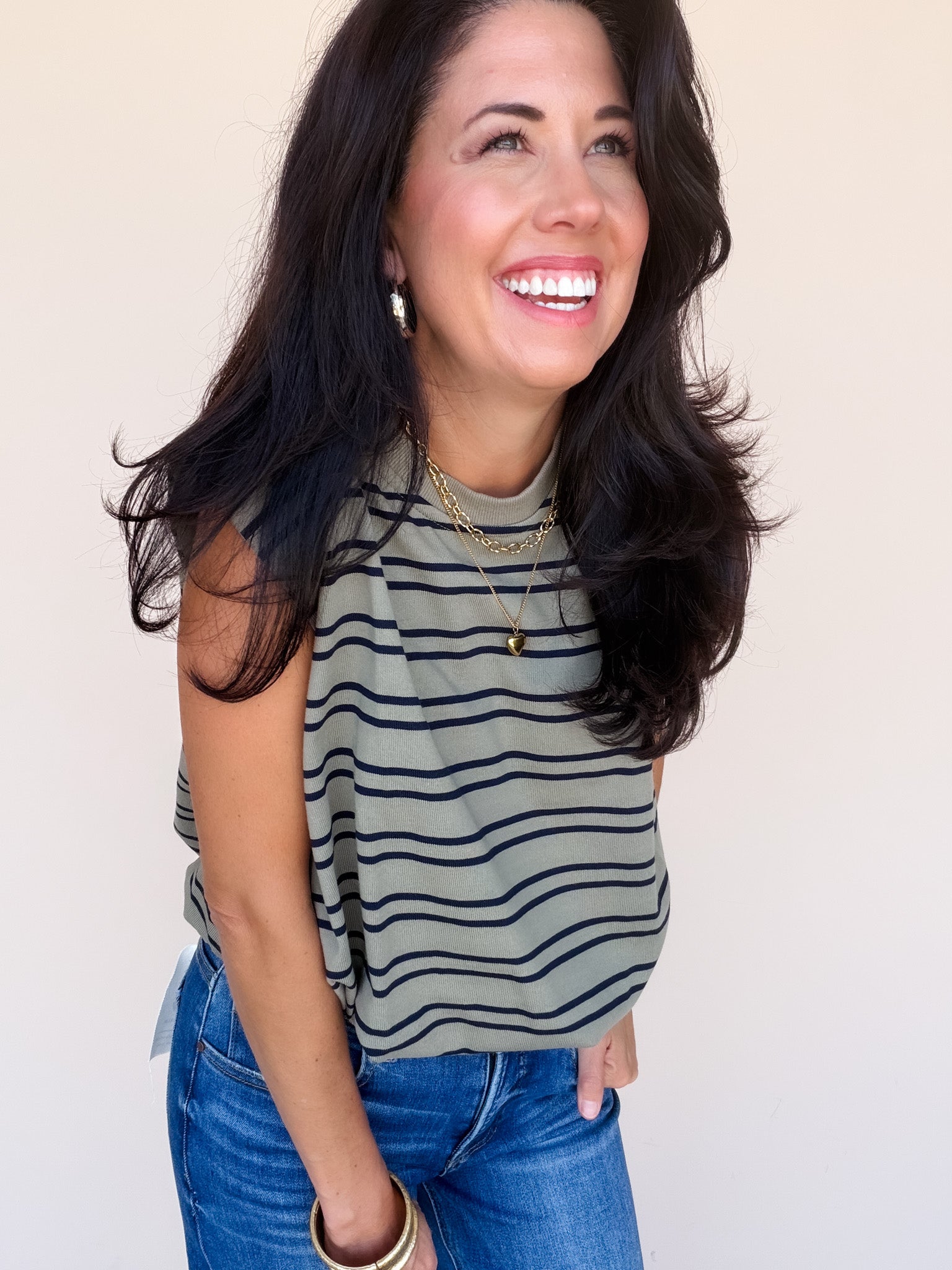 Stripe Social Top