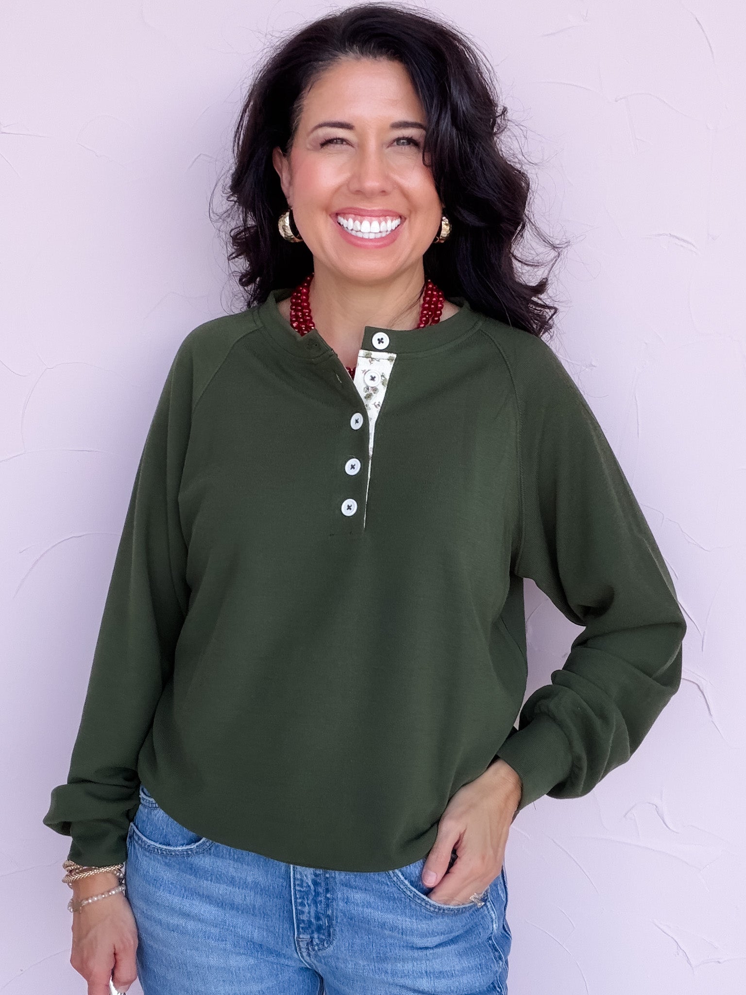 Hidden Charm Top | Olive