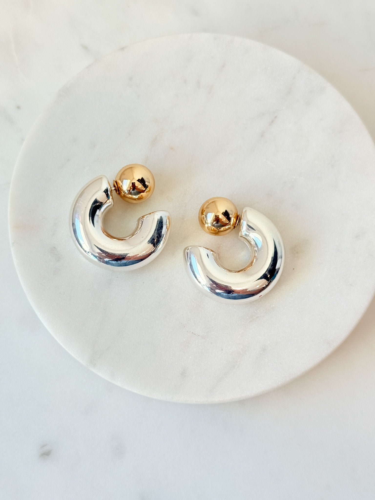 Two Tone Curve Earrings