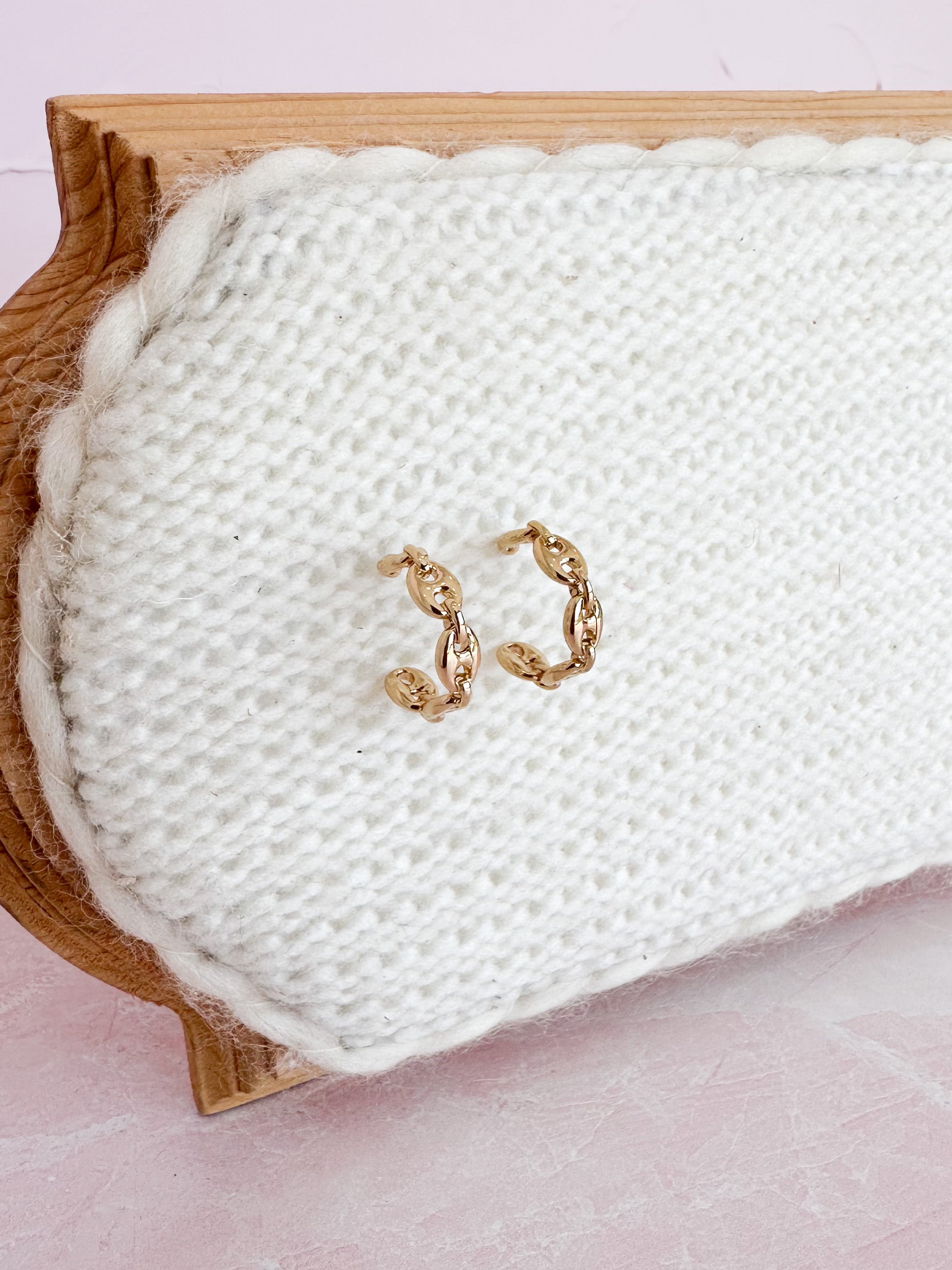 Sculpted Link Hoop Earrings