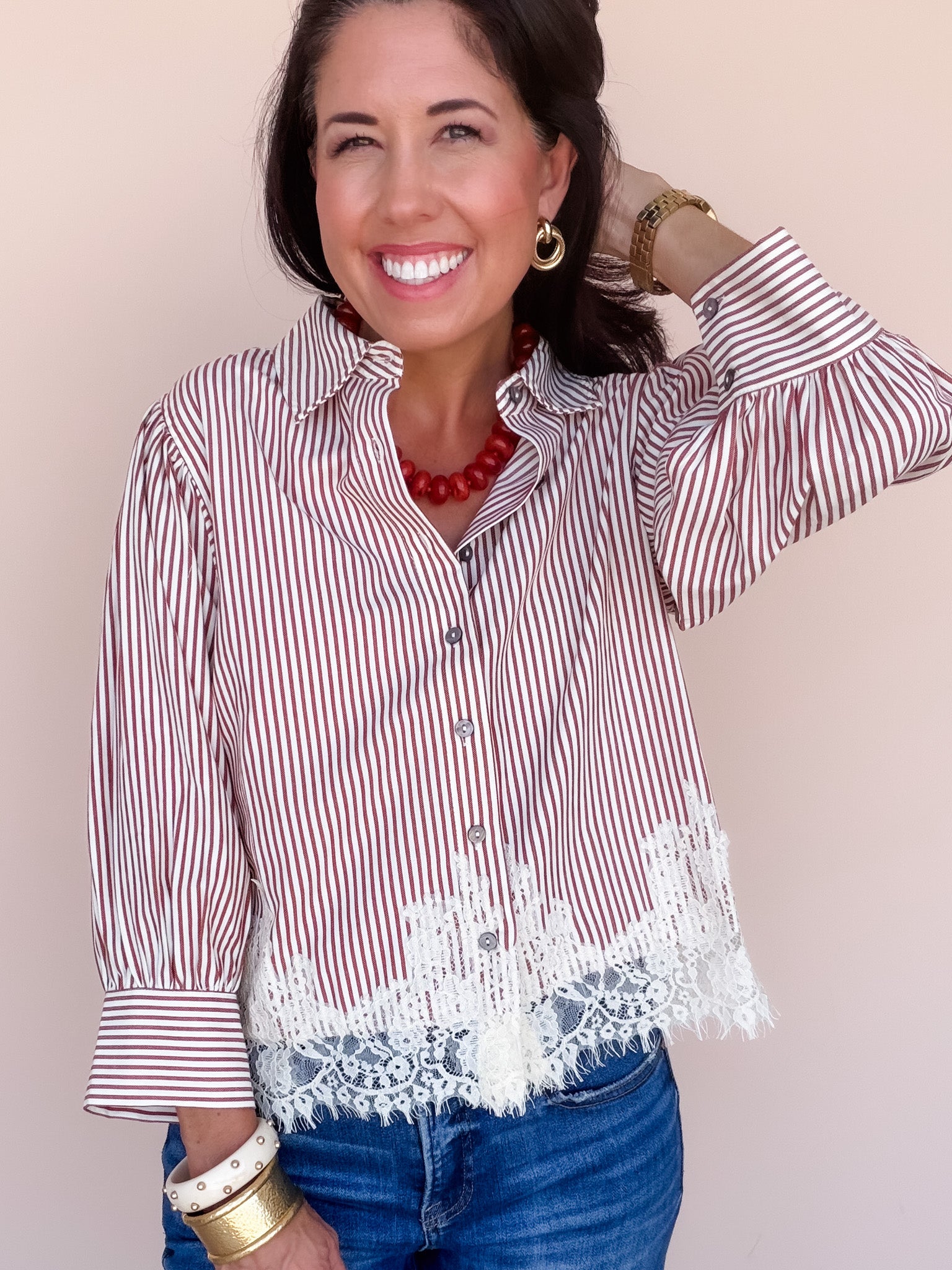 Lace in Point Top