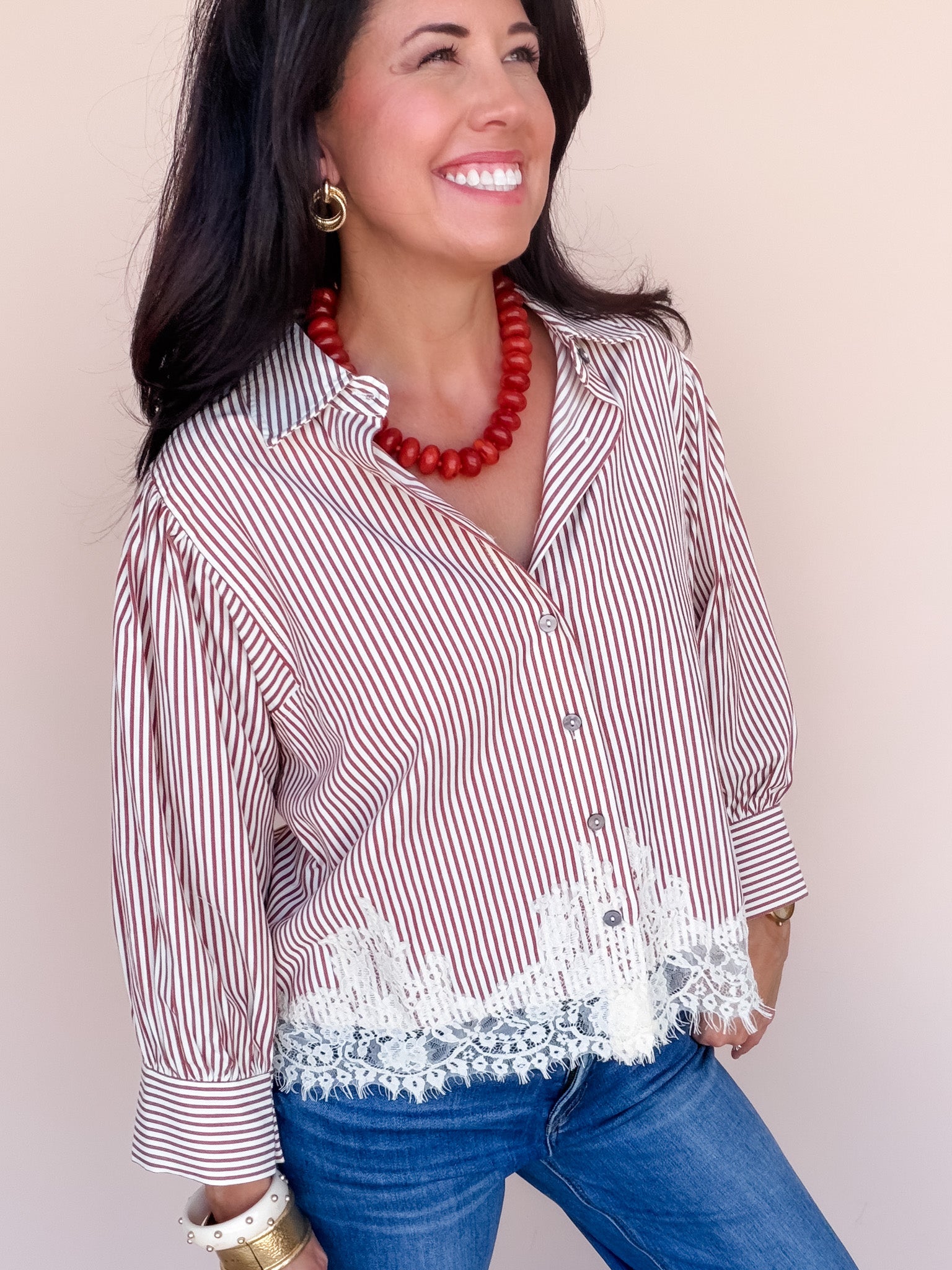 Lace in Point Top