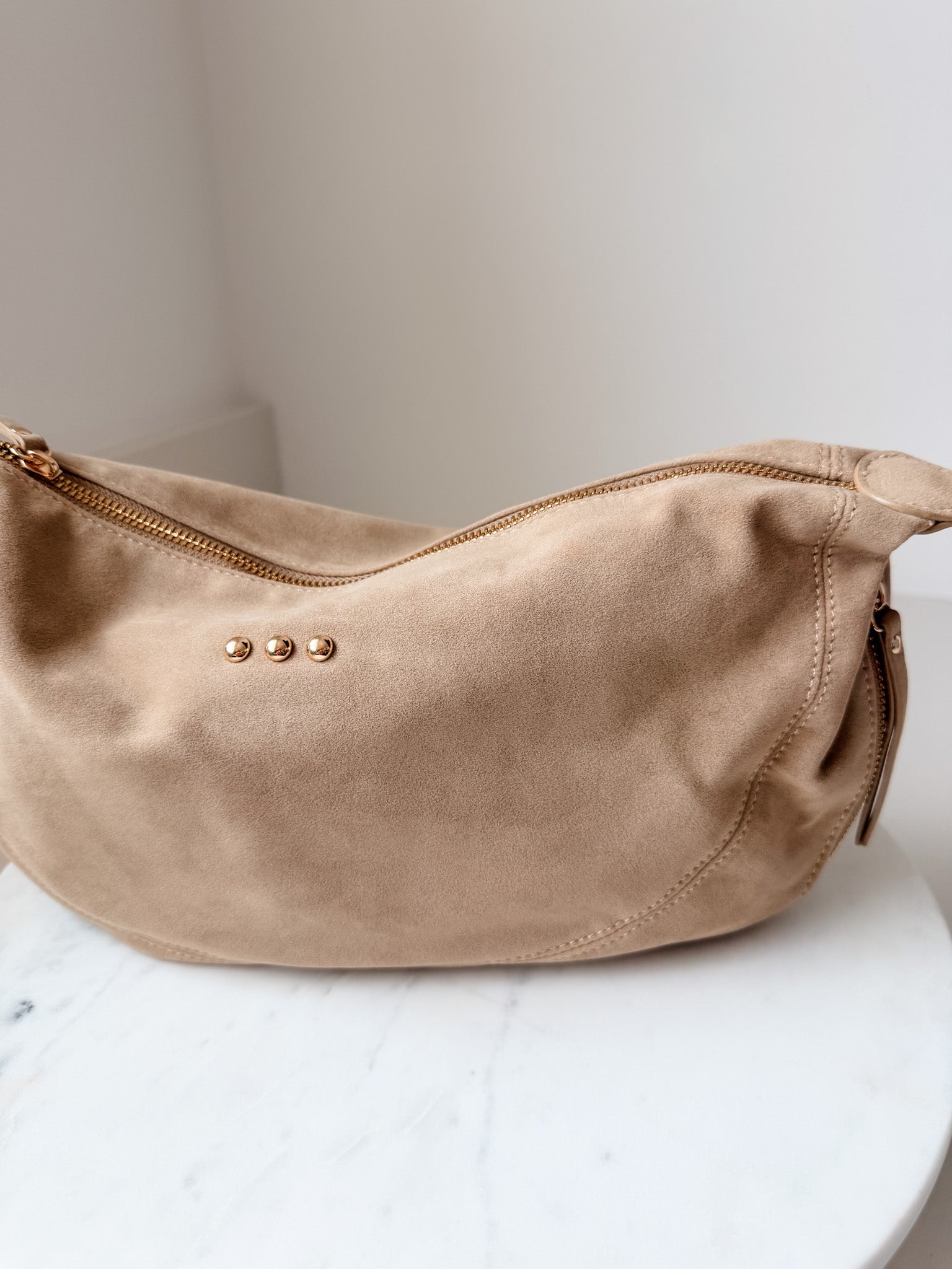 Suede Netty Crossbody