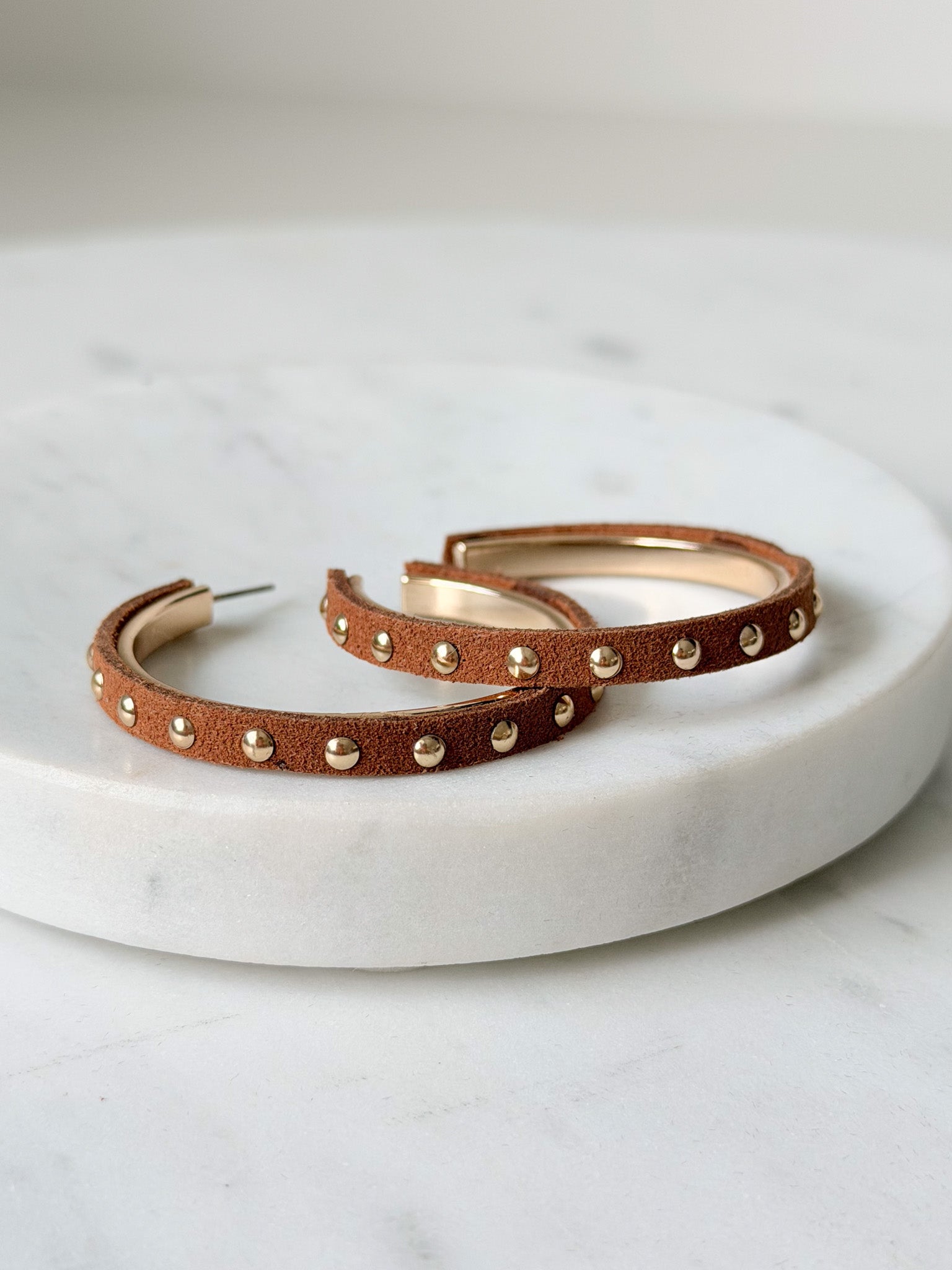 Suede Wrap Hoops | Mocha
