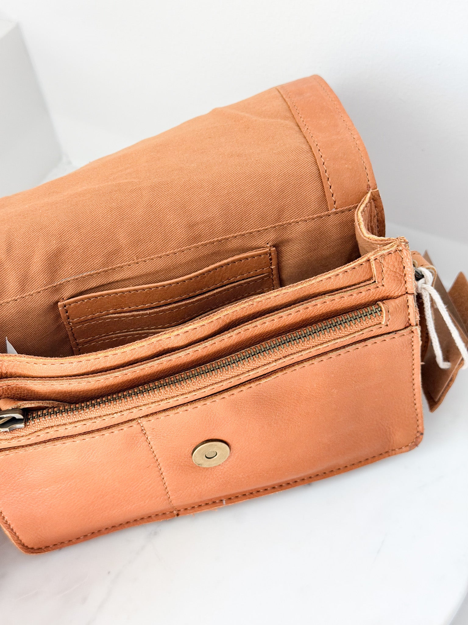 Johns Creek Timeless Crossbody | Cognac