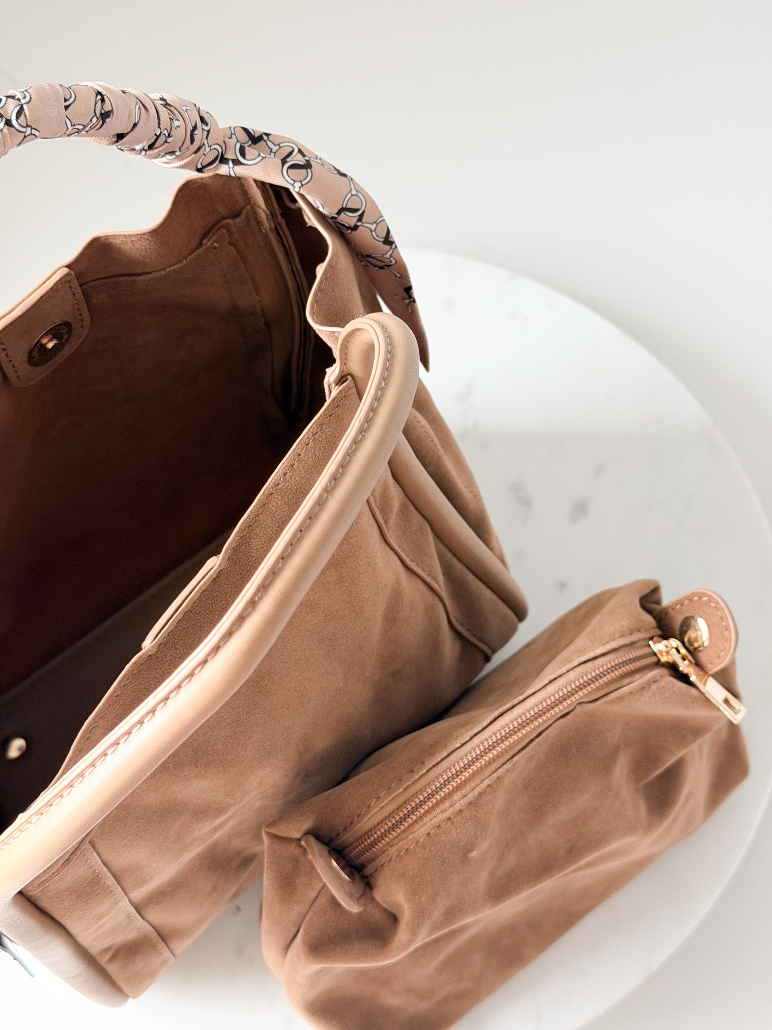 Gianna Suede Bag | Tan