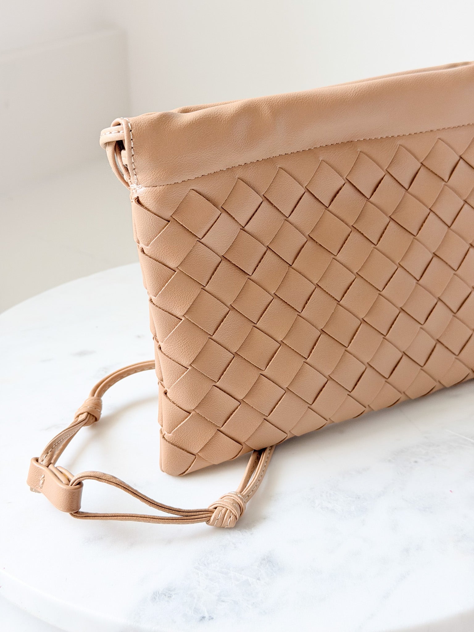 Take It Everywhere Crossbody | Tan