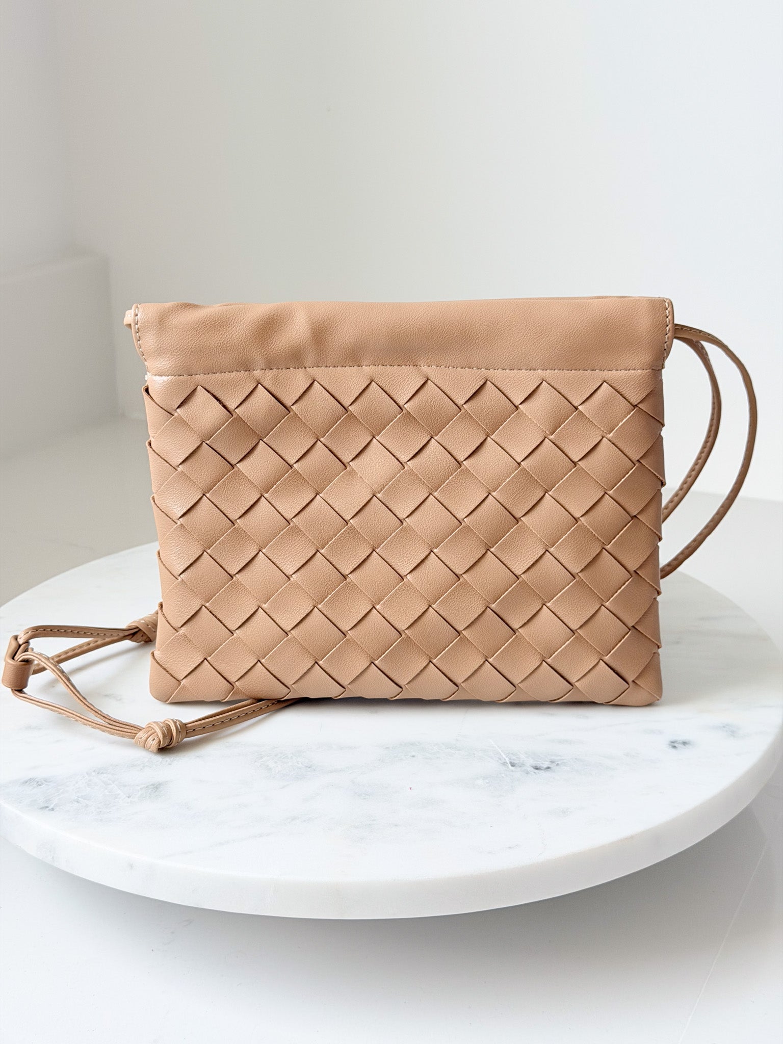 Take It Everywhere Crossbody | Tan